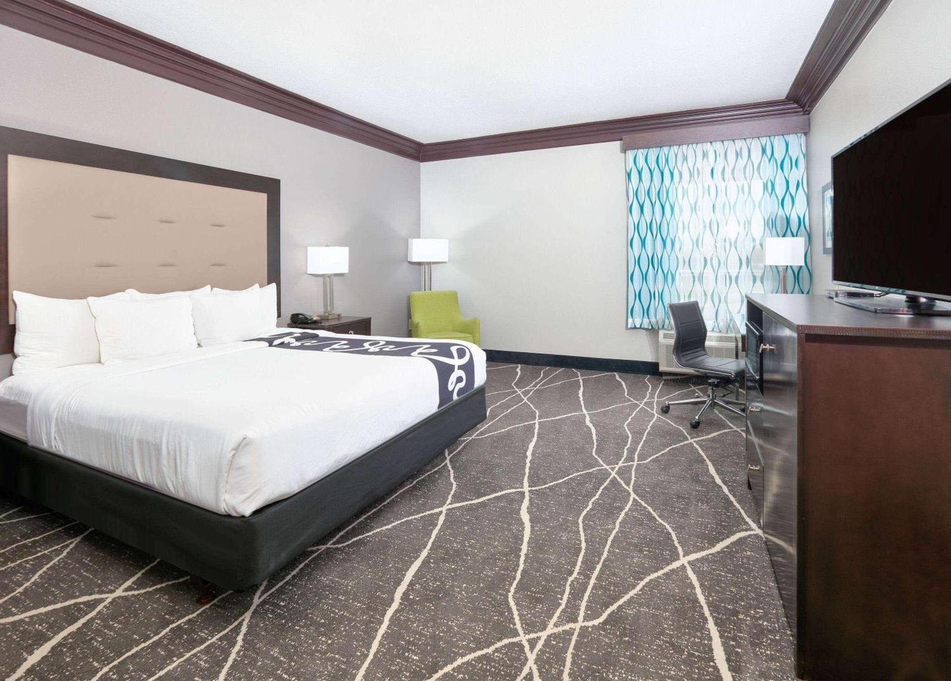 La Quinta Inn & Suites by Wyndham Little Rock - Bryant photo 22