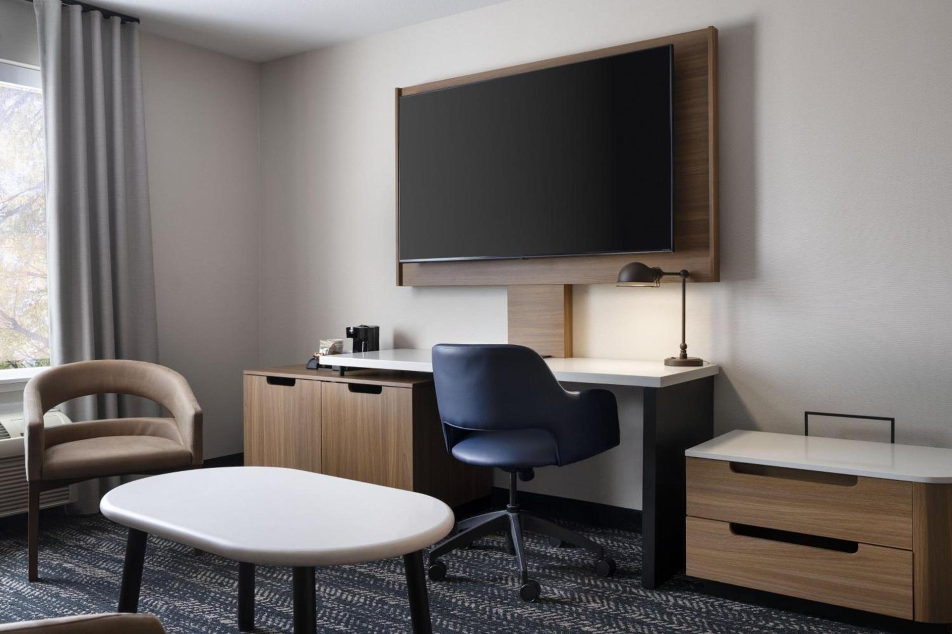 Fairfield by Marriott Inn & Suites Fresno Riverpark photo 15