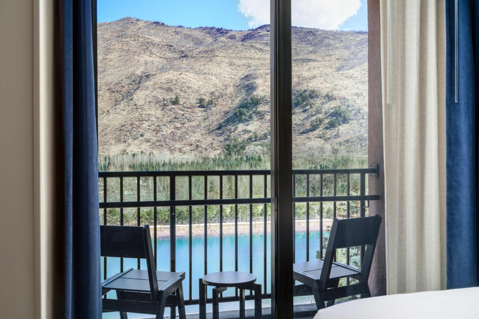 The Hoffmann Hotel Basalt Aspen Tapestry Collection Hilton photo 22