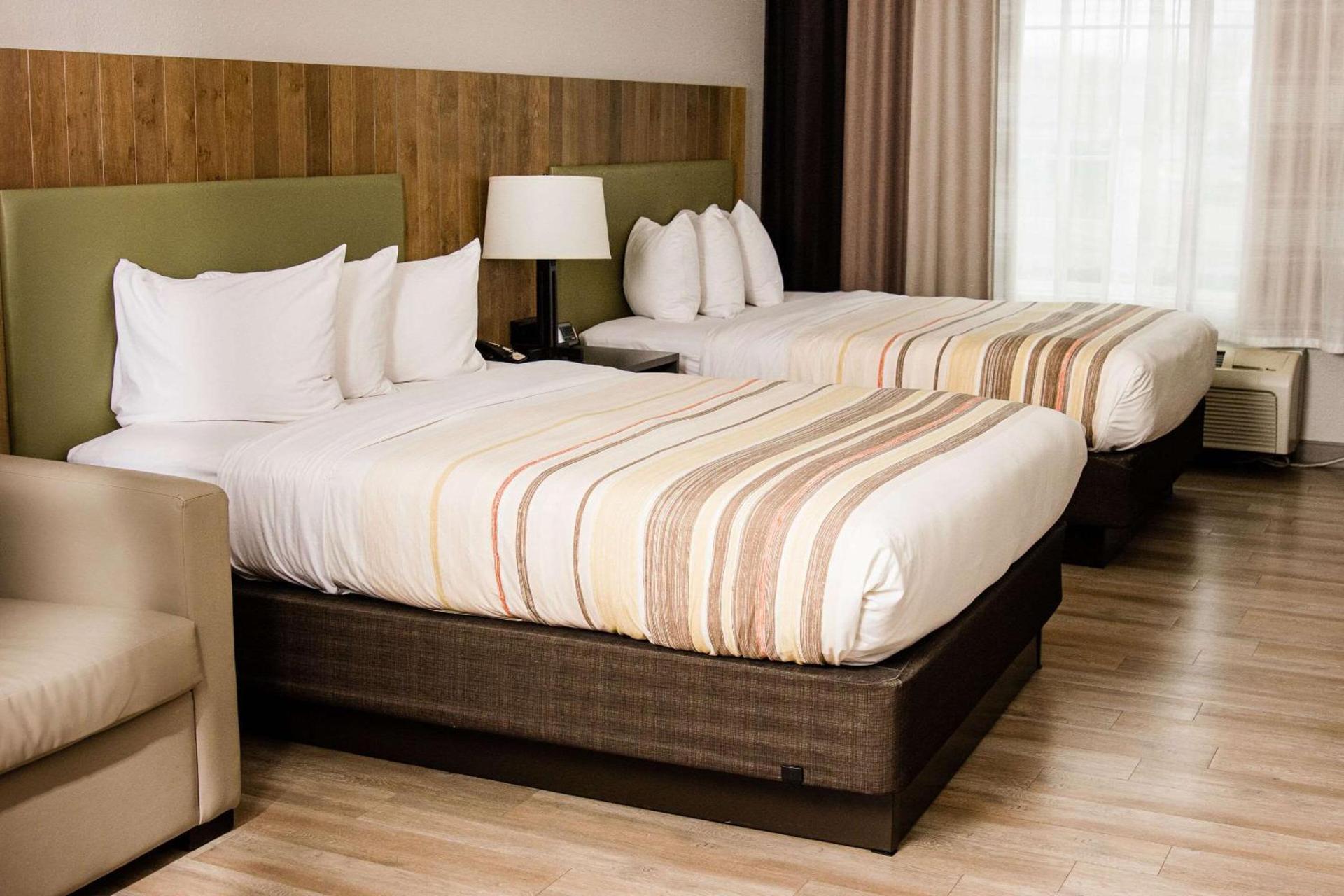 Country Inn & Suites by Radisson, Winchester, VA photo 35