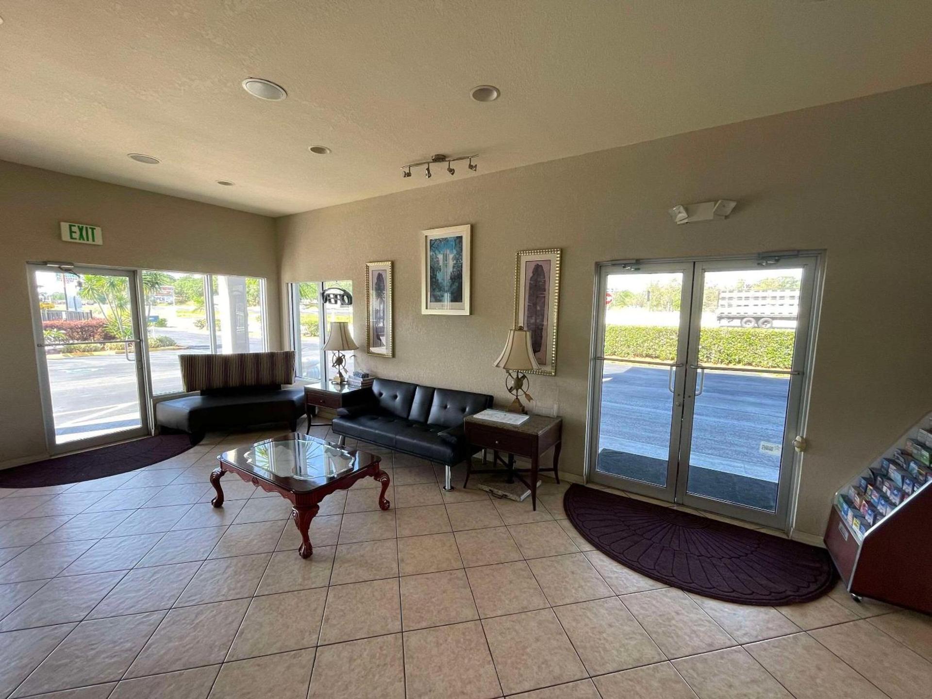 Rodeway Inn Lake Wales - Winter Haven photo 3