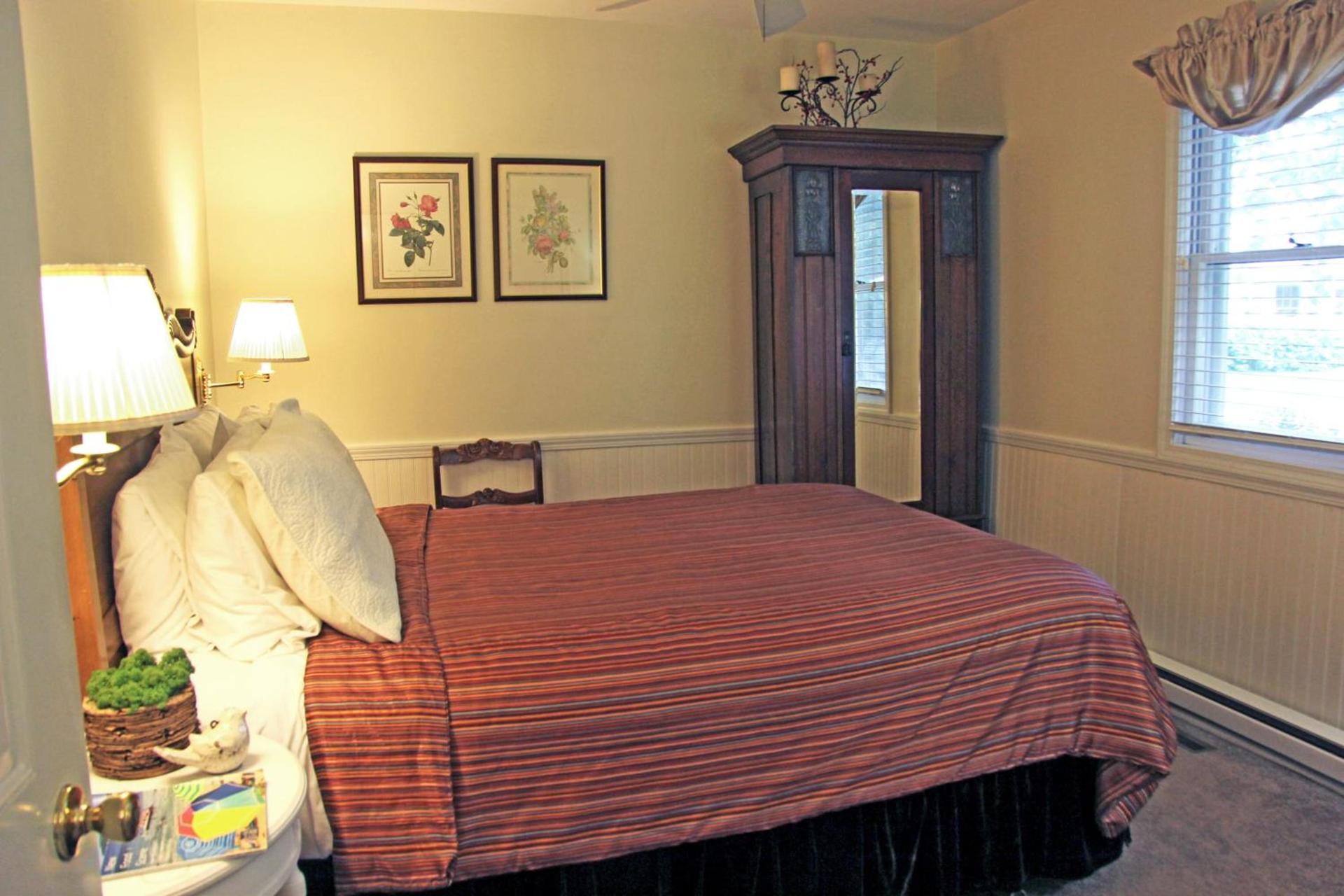 Eagle Harbor Inn photo 22