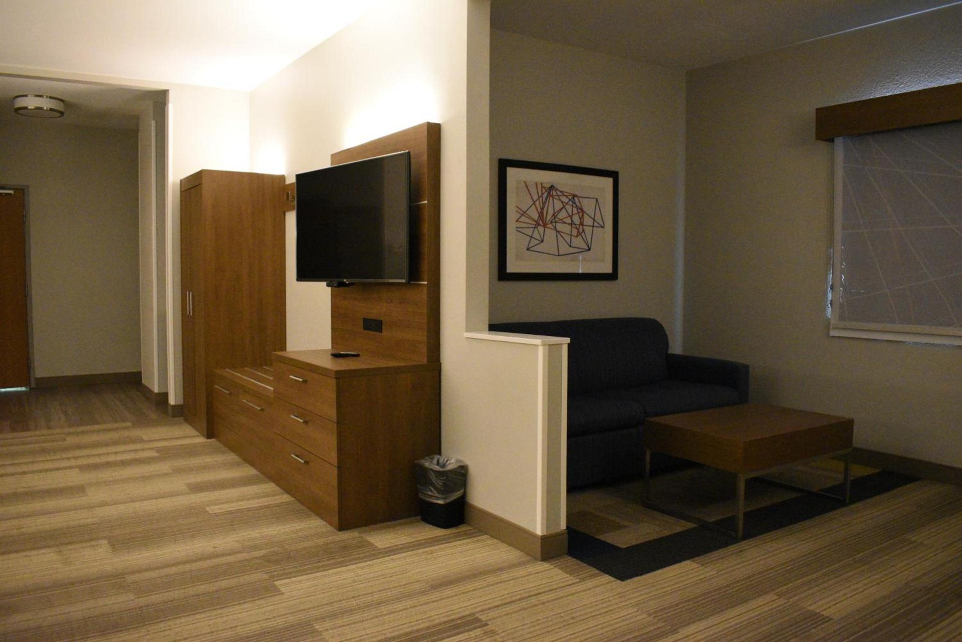 Holiday Inn Express Hotel & Suites Lincoln South by IHG photo 18