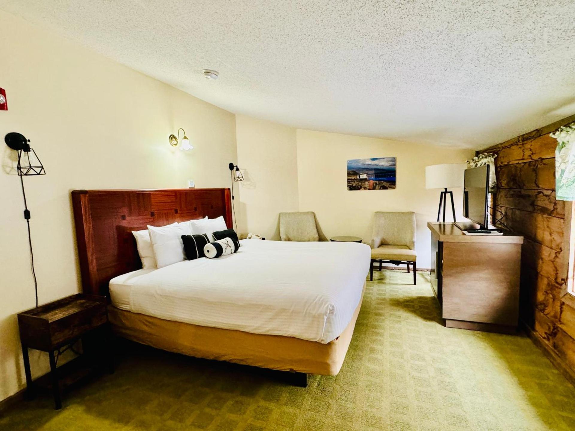Merrill Farm Inn photo 44
