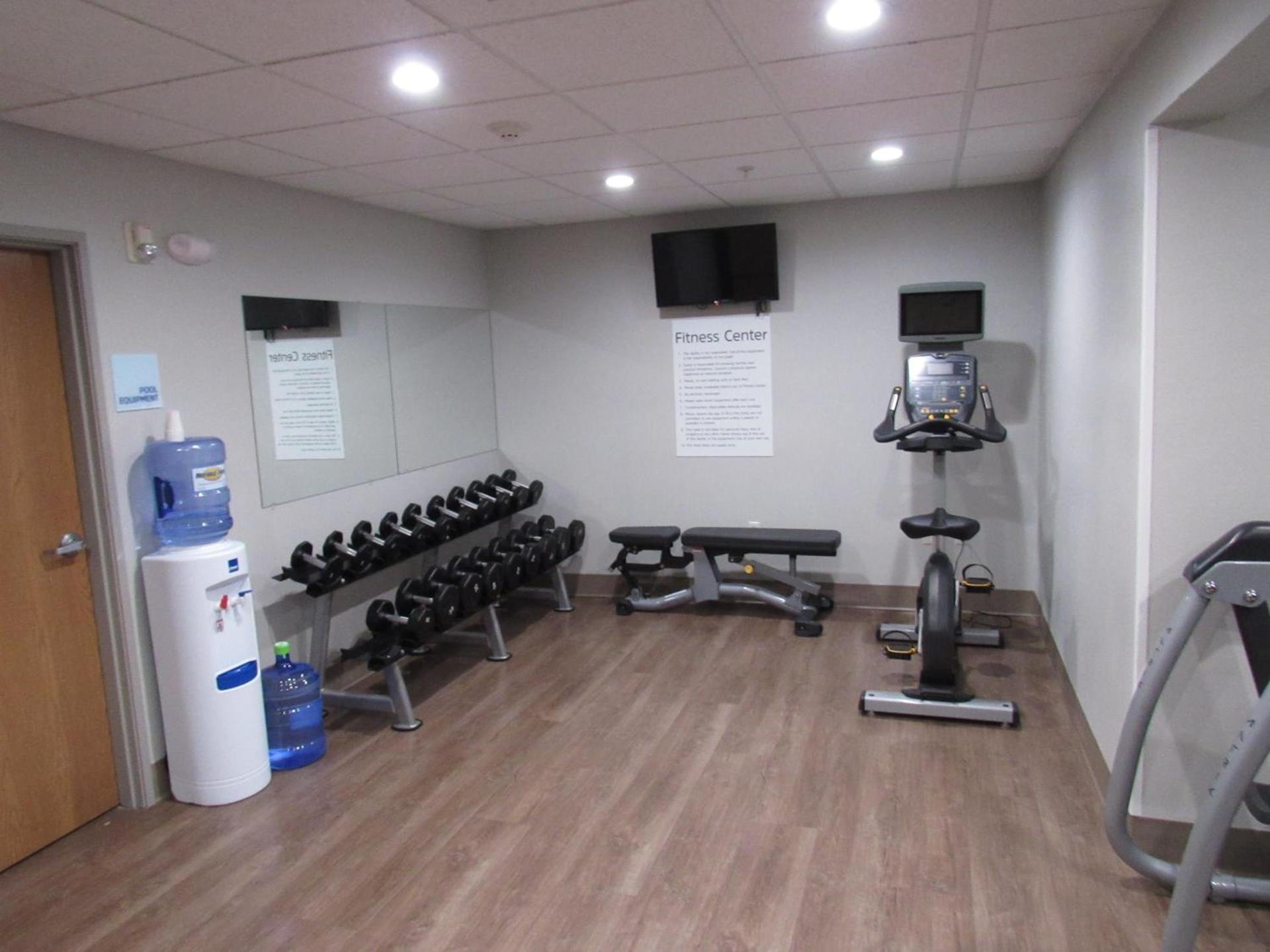 Holiday Inn Express Hotel & Suites Lincoln South by IHG photo 34