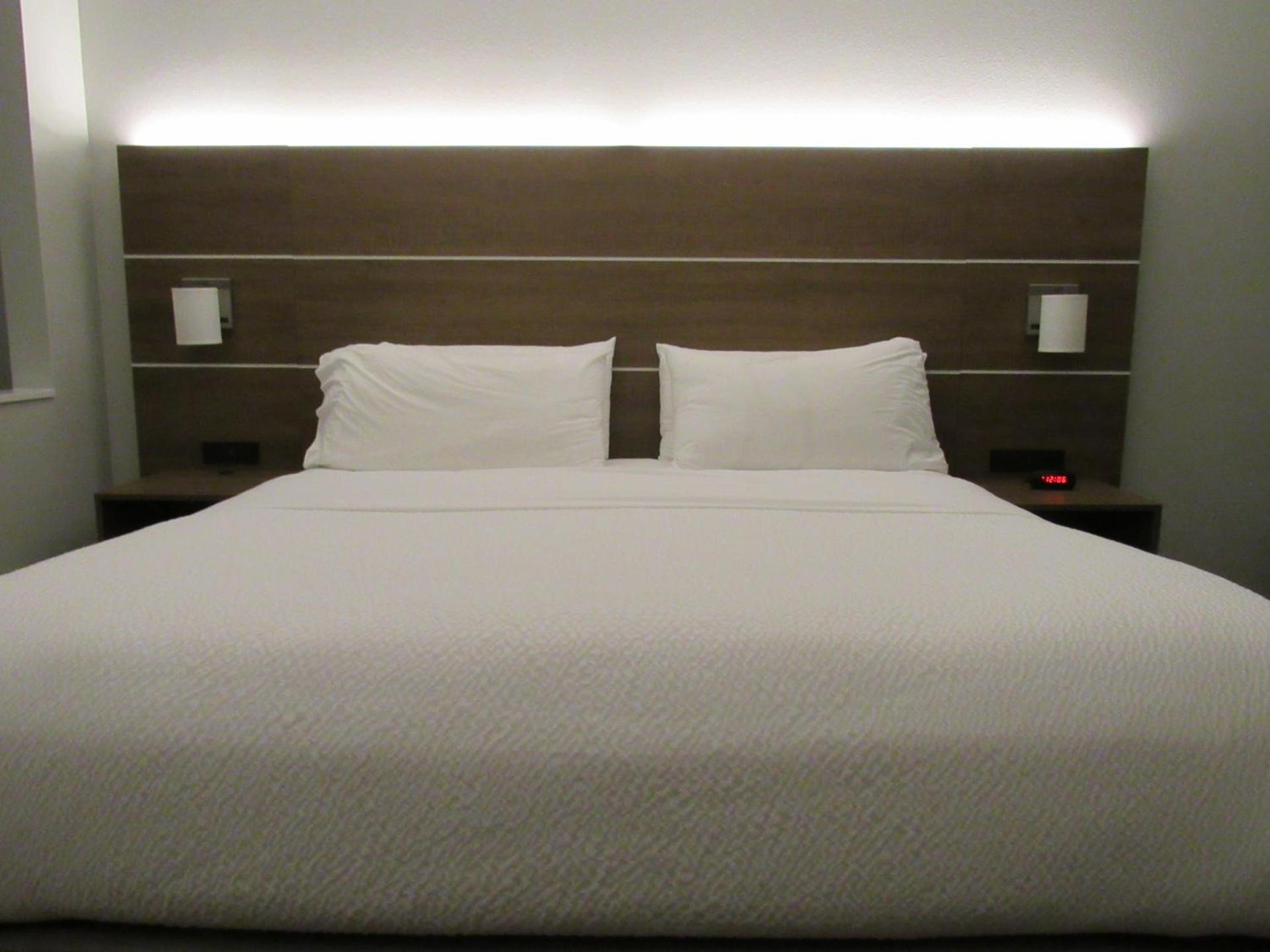 Holiday Inn Express Hotel & Suites Lincoln South by IHG photo 60