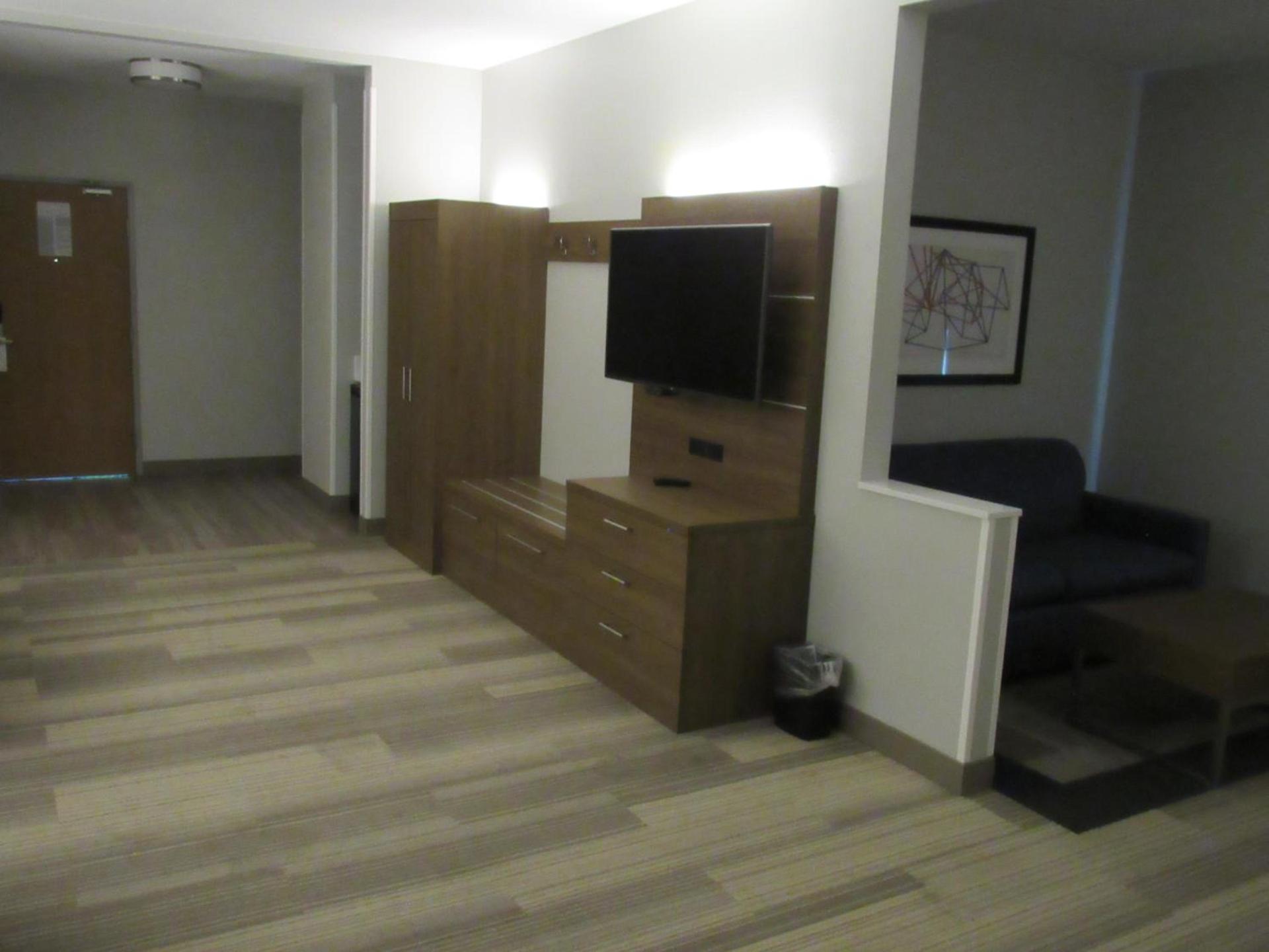 Holiday Inn Express Hotel & Suites Lincoln South by IHG photo 62