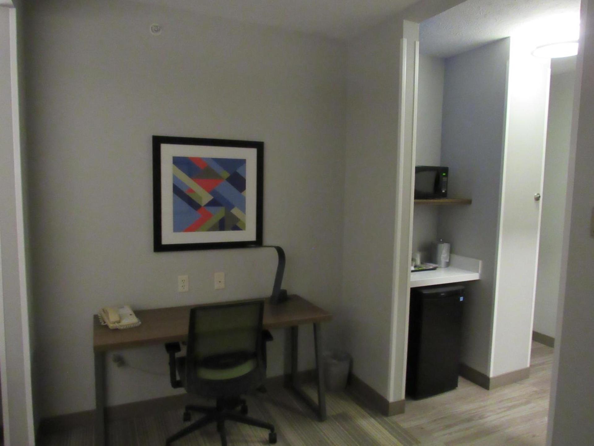 Holiday Inn Express Hotel & Suites Lincoln South by IHG photo 49