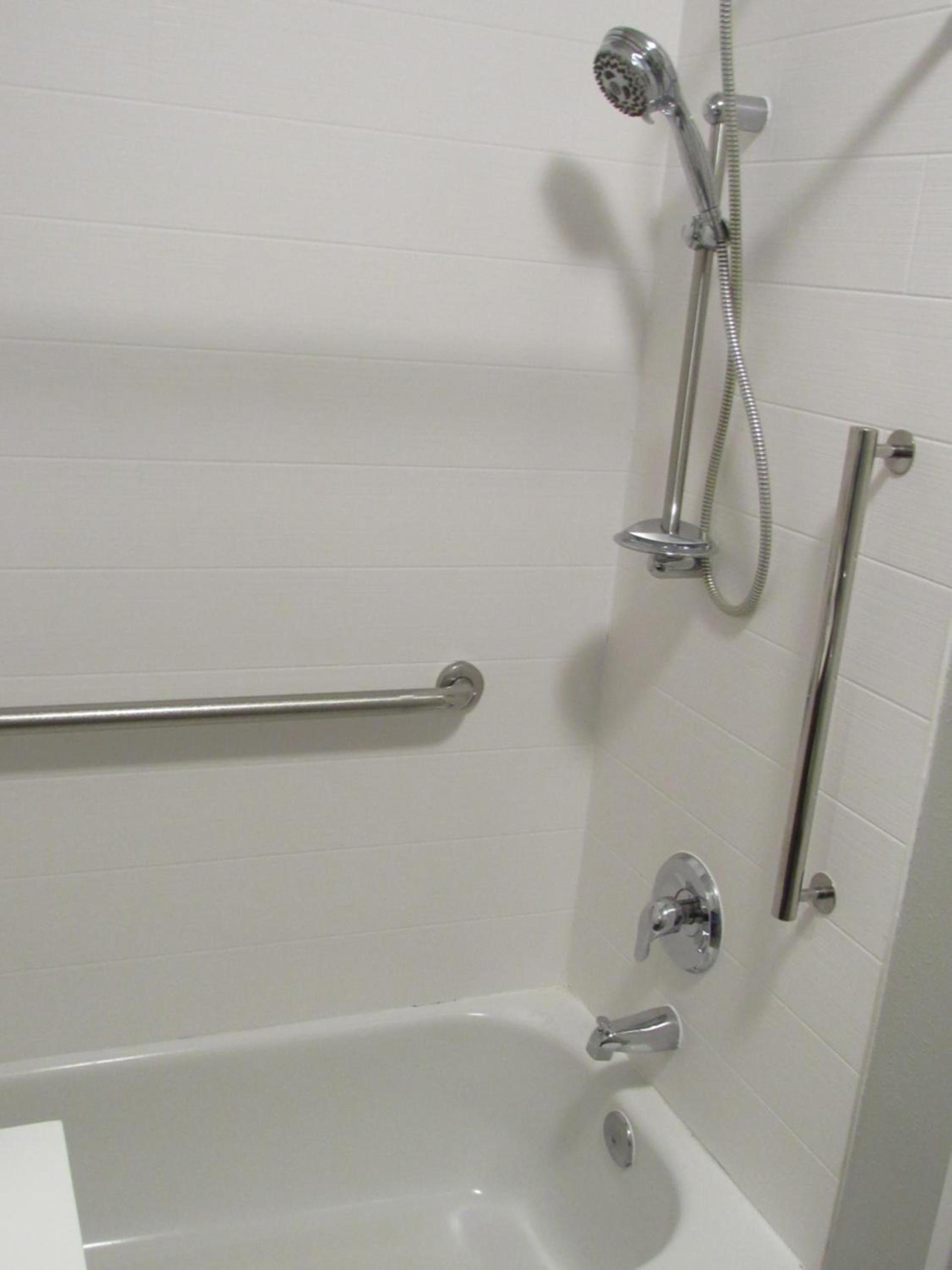 Holiday Inn Express Hotel & Suites Lincoln South by IHG photo 51