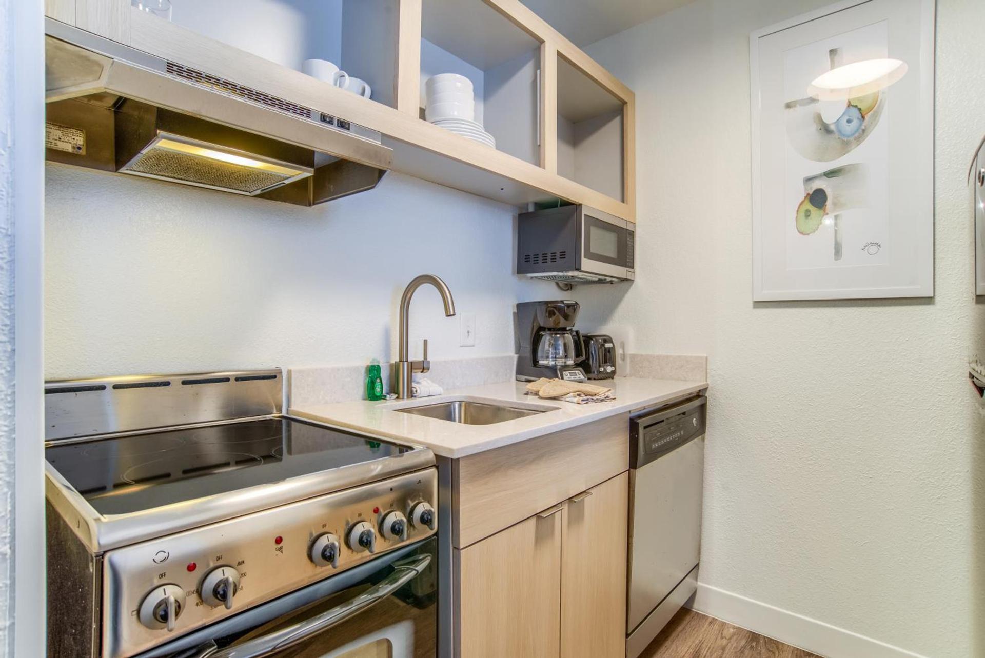 MainStay Suites photo 7