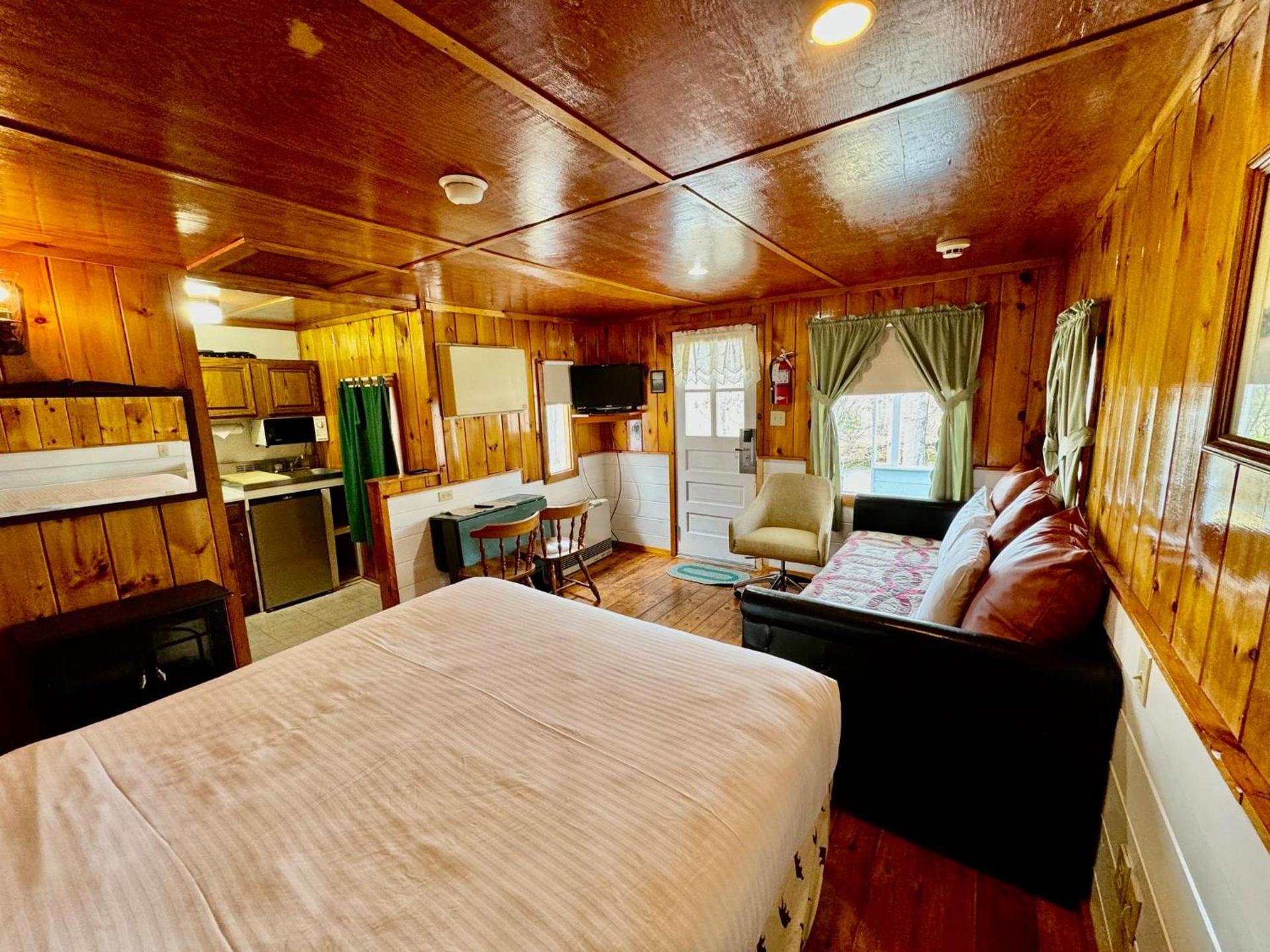Merrill Farm Inn photo 60