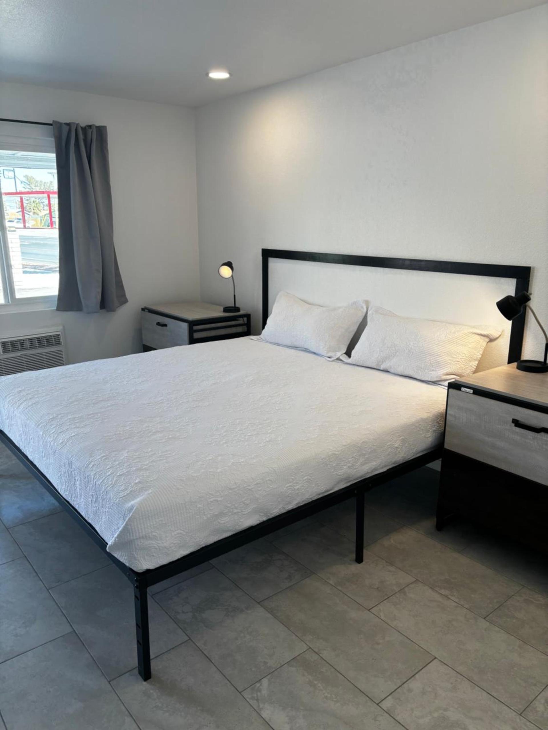 Boulder City Inn photo 8