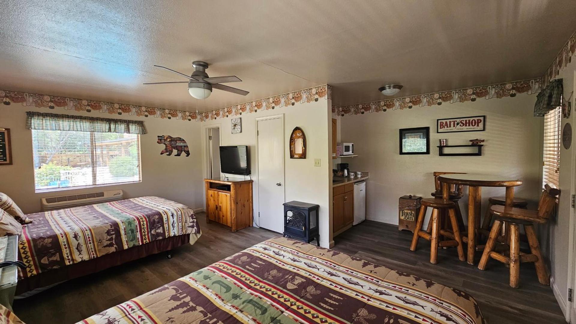 Sequoia Lodge photo 25