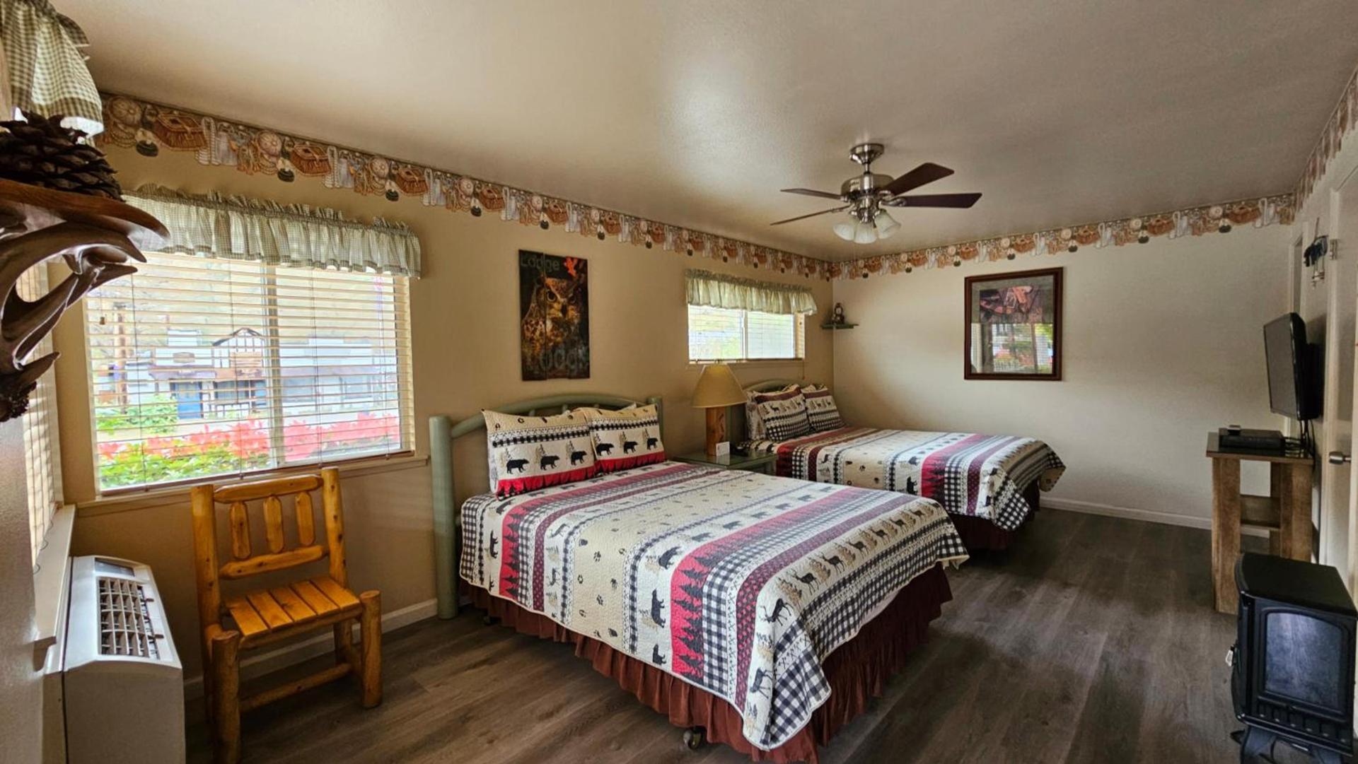 Sequoia Lodge photo 38