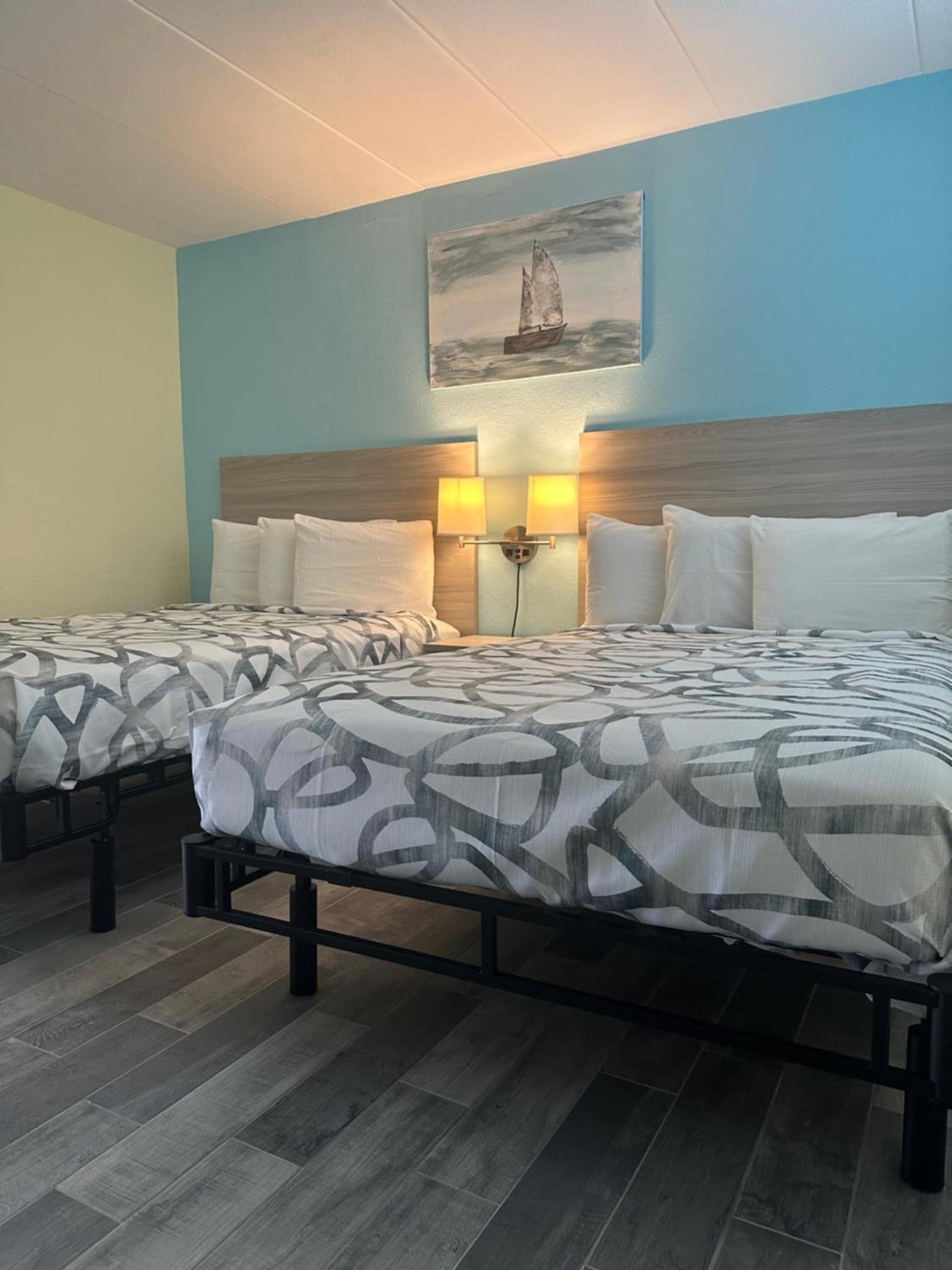 Royal Canadian Motel photo 28