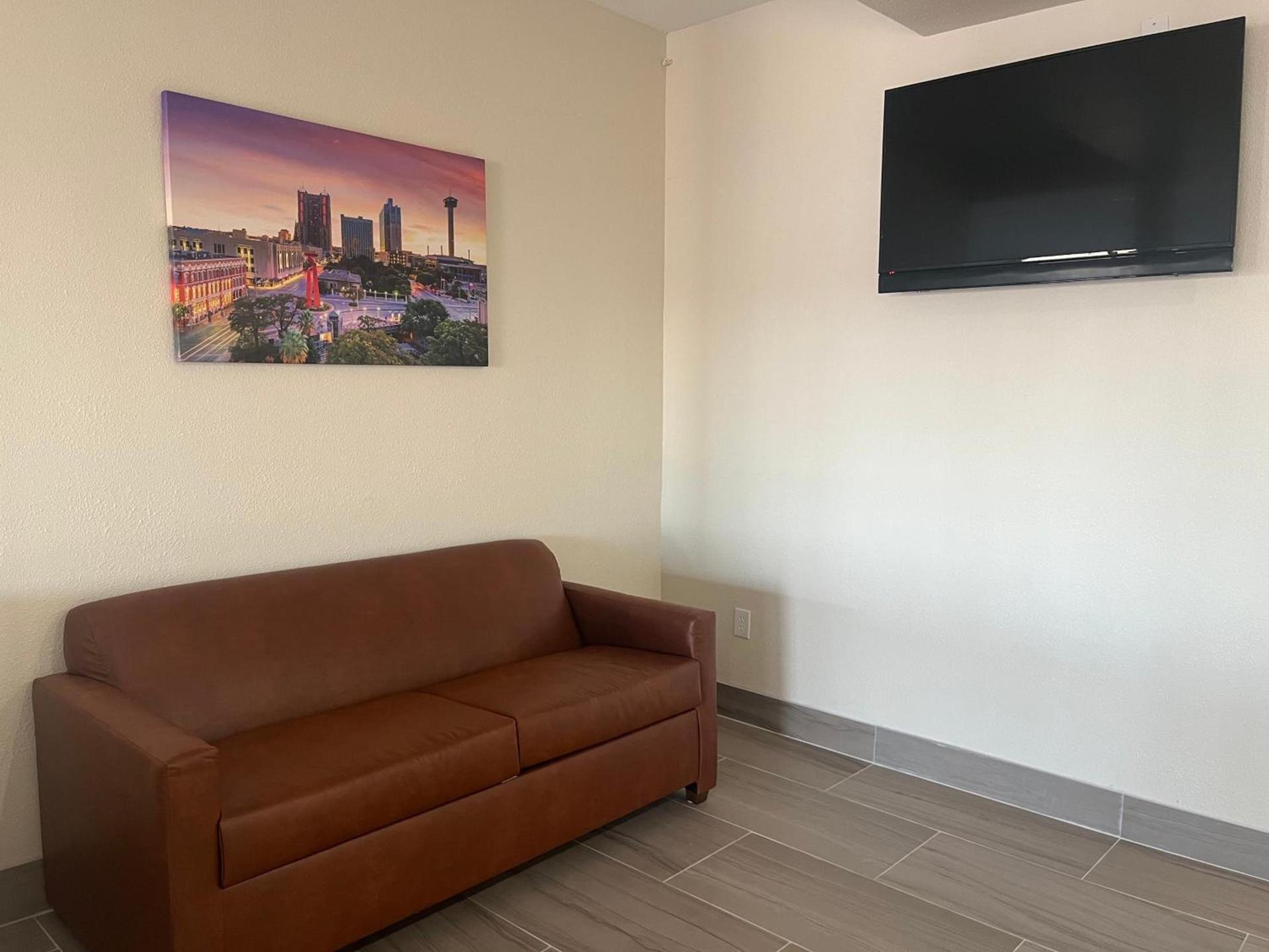 Comfort Inn San Antonio Northeast photo 17
