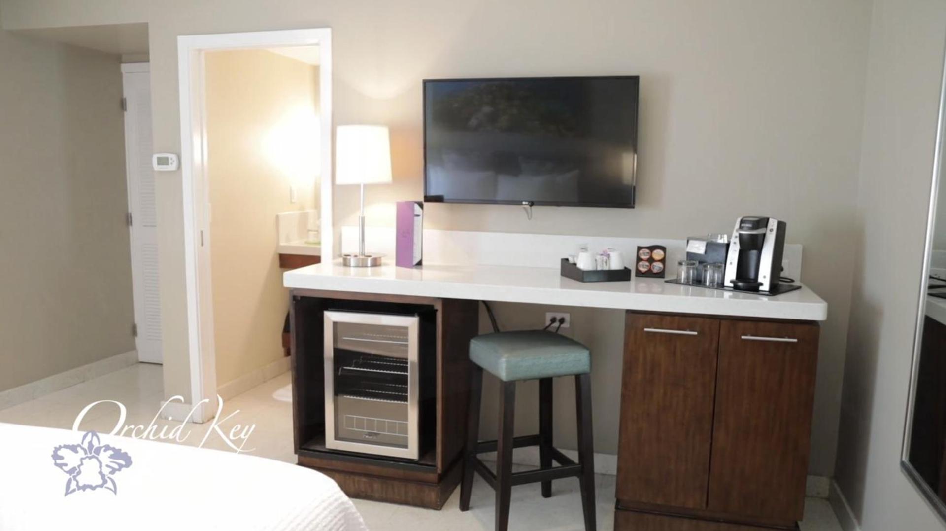 Orchid Key Inn - Adults Only photo 41