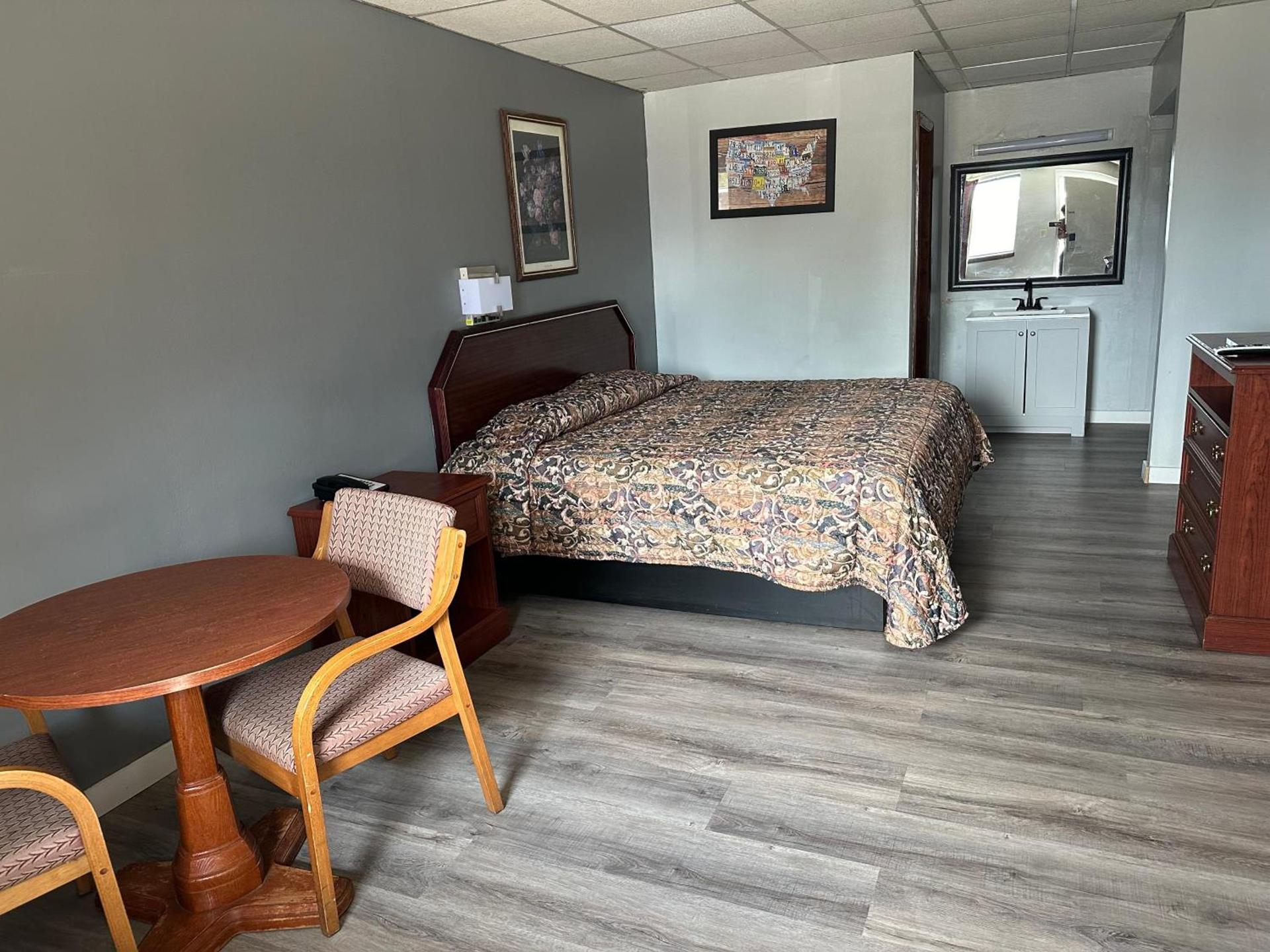 Budget Inn-Gadsden photo 3