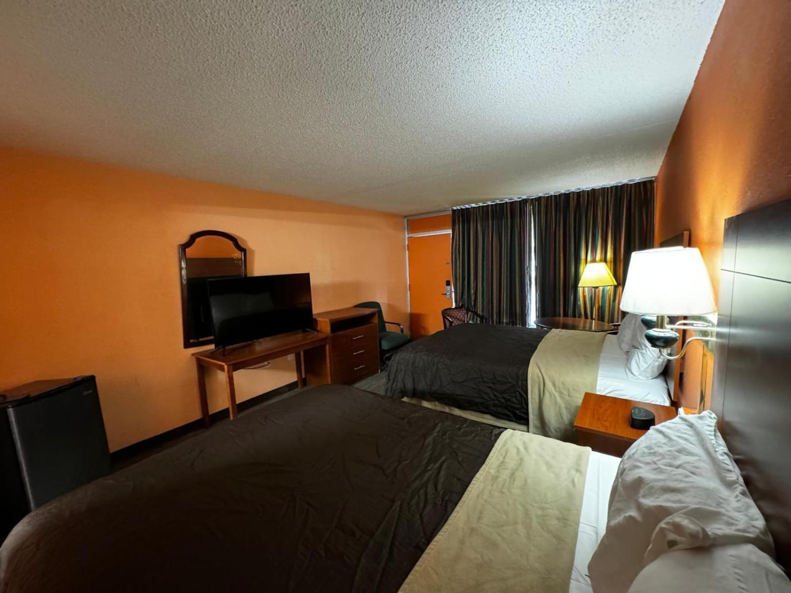 College Inn Spartanburg photo 11