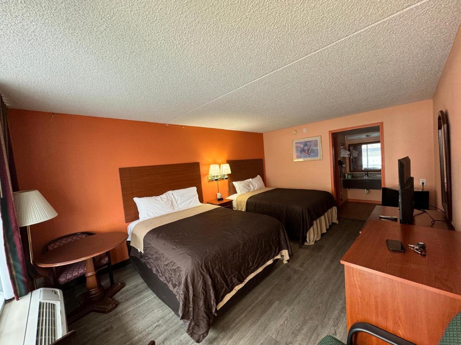 College Inn Spartanburg photo 16