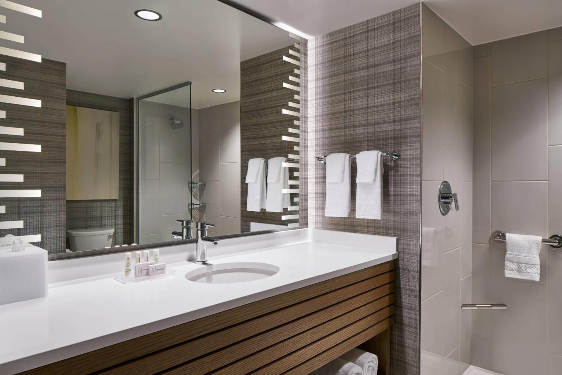 Courtyard by Marriott Washington Downtown/Convention Center photo 6