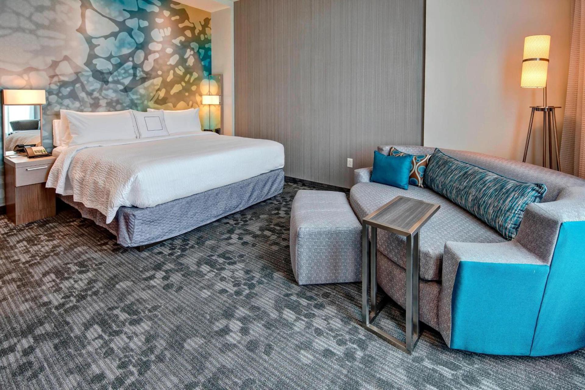 Courtyard by Marriott Kansas City Downtown/Convention Center photo 8