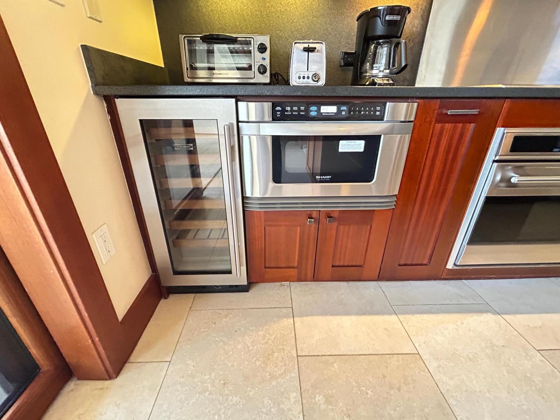 KBV O1002 Ocean View Spacious 3 Bedroom Unit photo 29