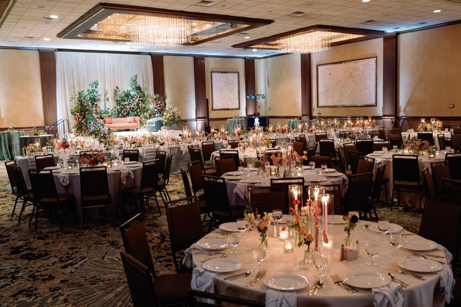 Crowne Plaza Knoxville Downtown University by IHG photo 60