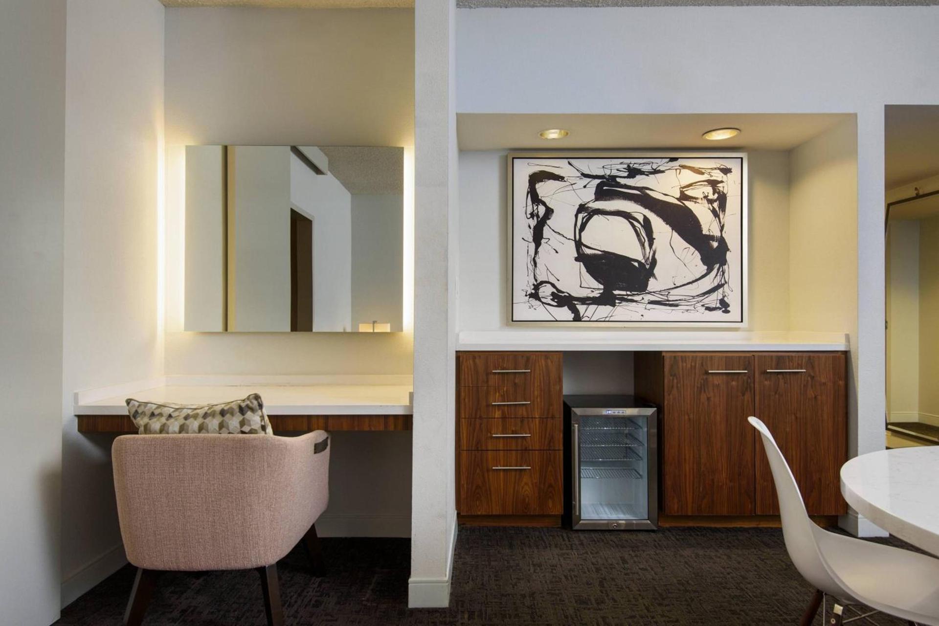 Renaissance Palm Springs Hotel photo 42