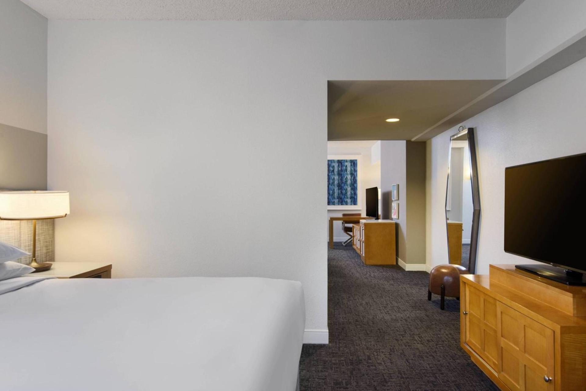 Renaissance Palm Springs Hotel photo 44