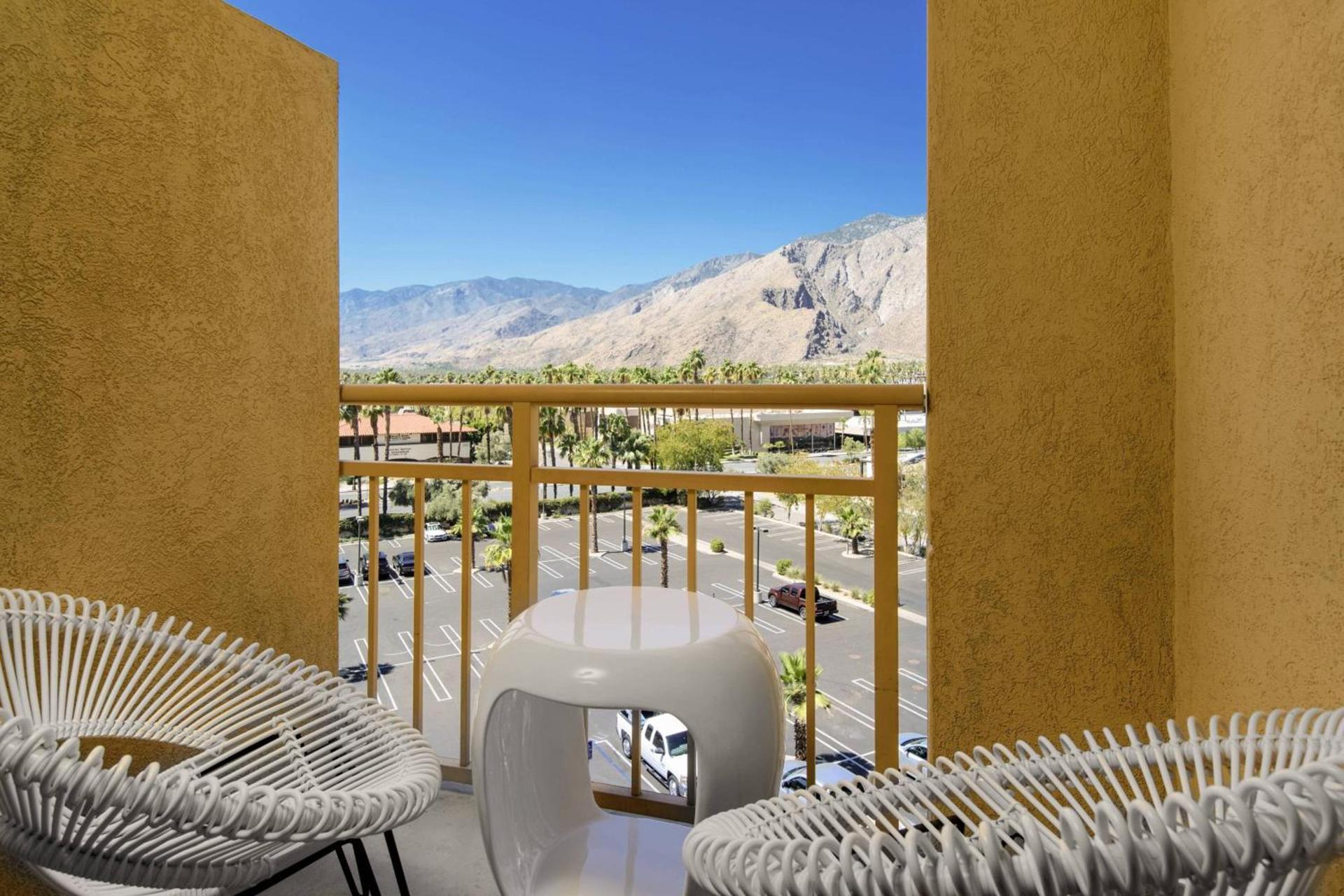 Renaissance Palm Springs Hotel photo 46