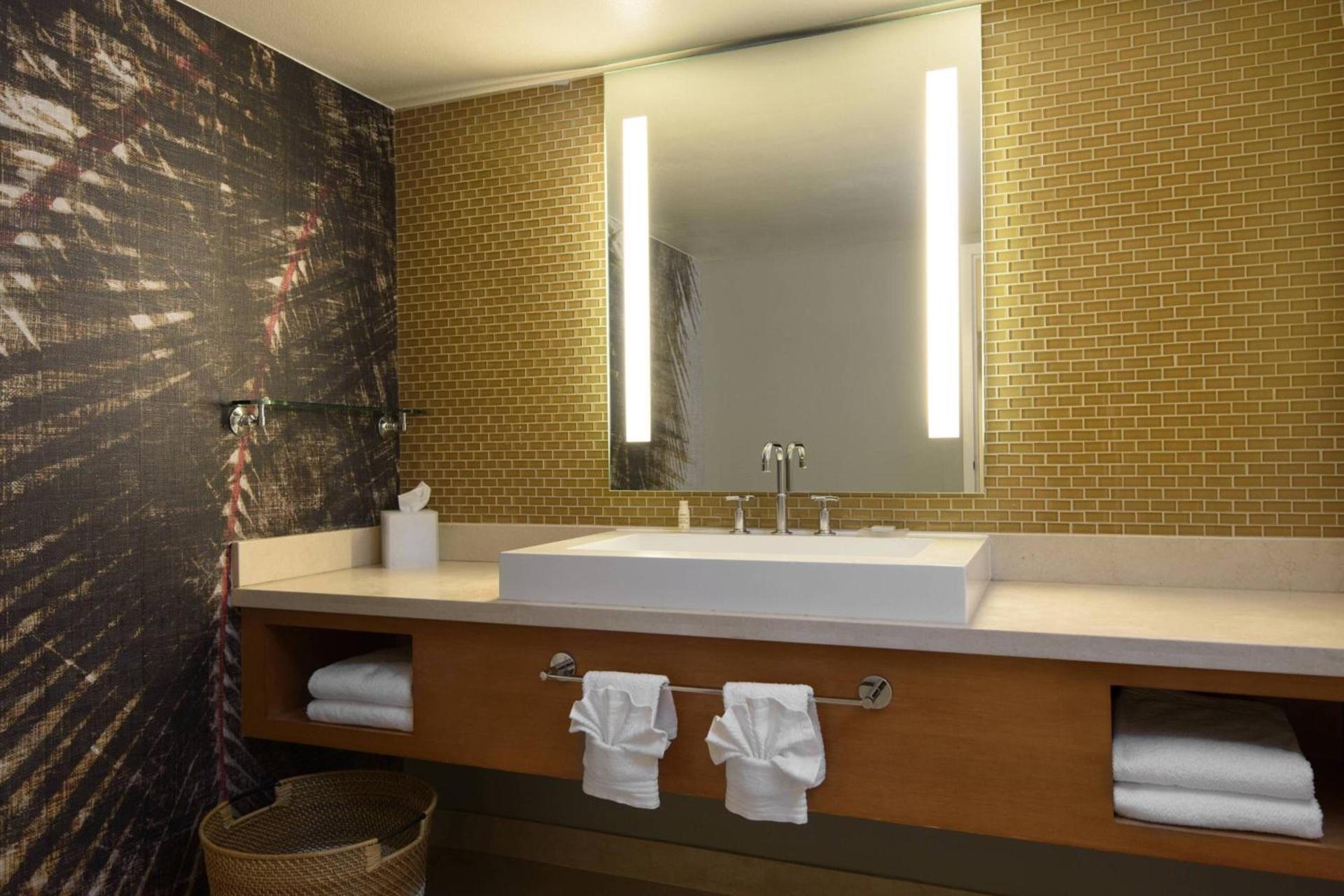 Renaissance Palm Springs Hotel photo 53
