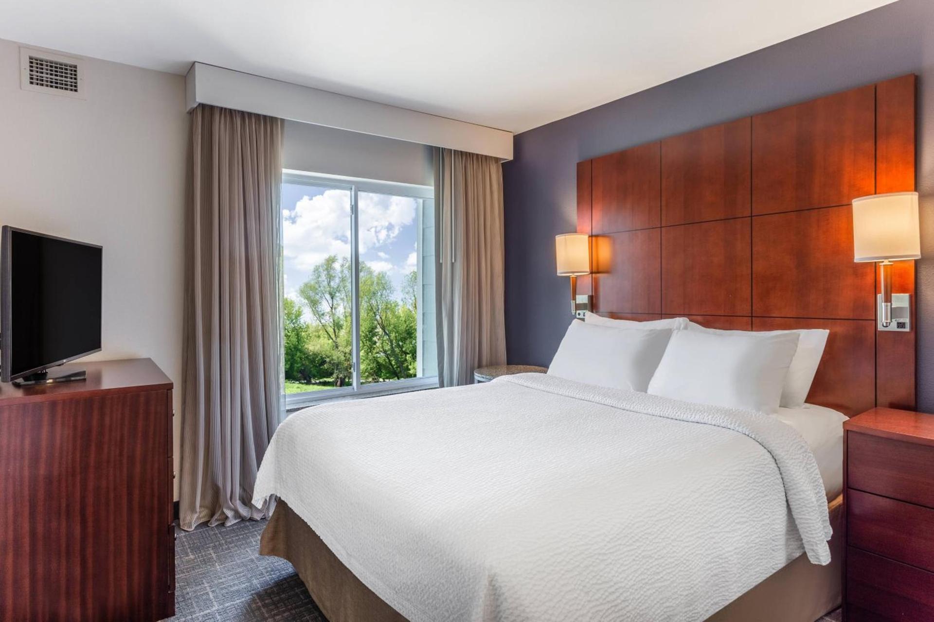 Residence Inn Duluth photo 8