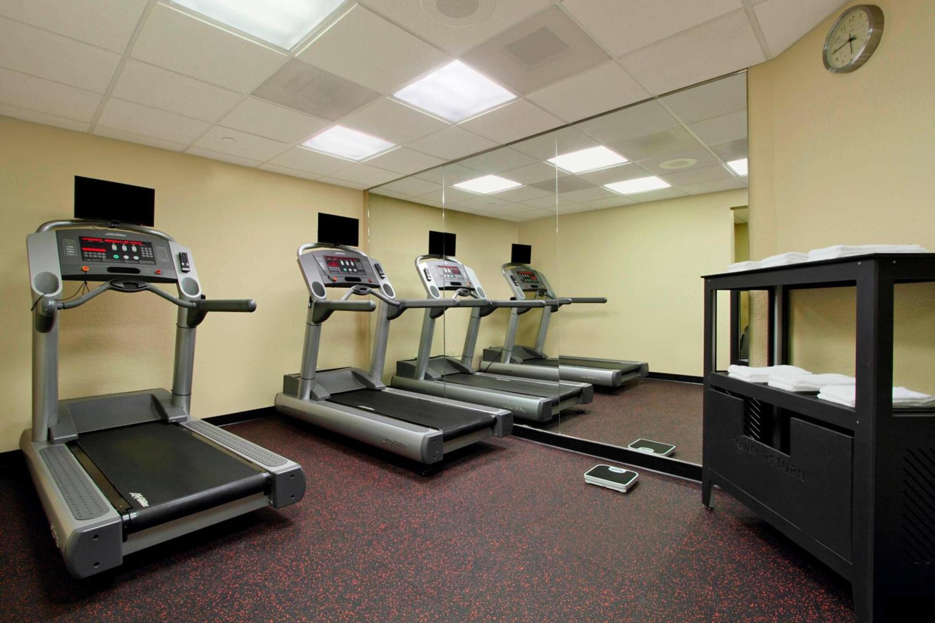 TownePlace Suites Fort Worth Southwest TCU Area photo 26