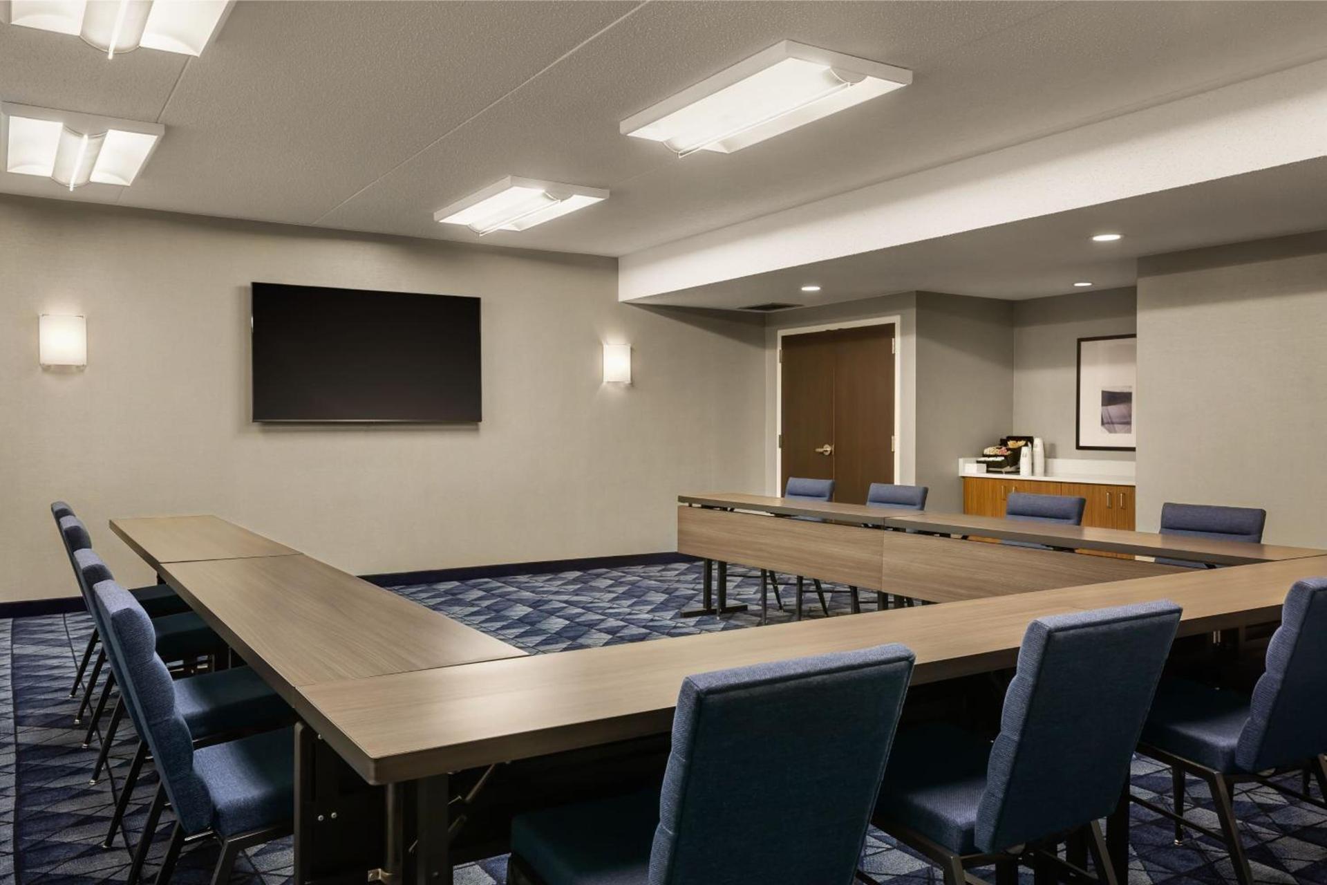 Courtyard by Marriott Minneapolis-St. Paul Airport photo 26