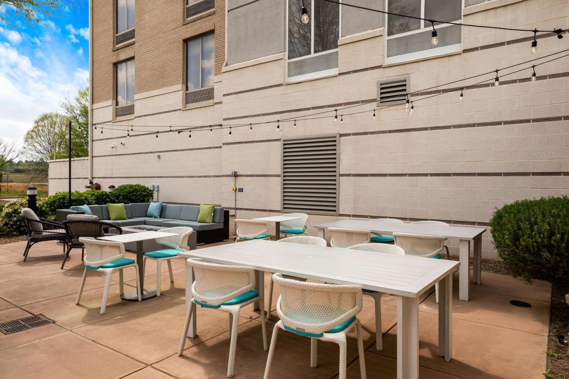 Hilton Garden Inn Atlanta East/Stonecrest photo 54