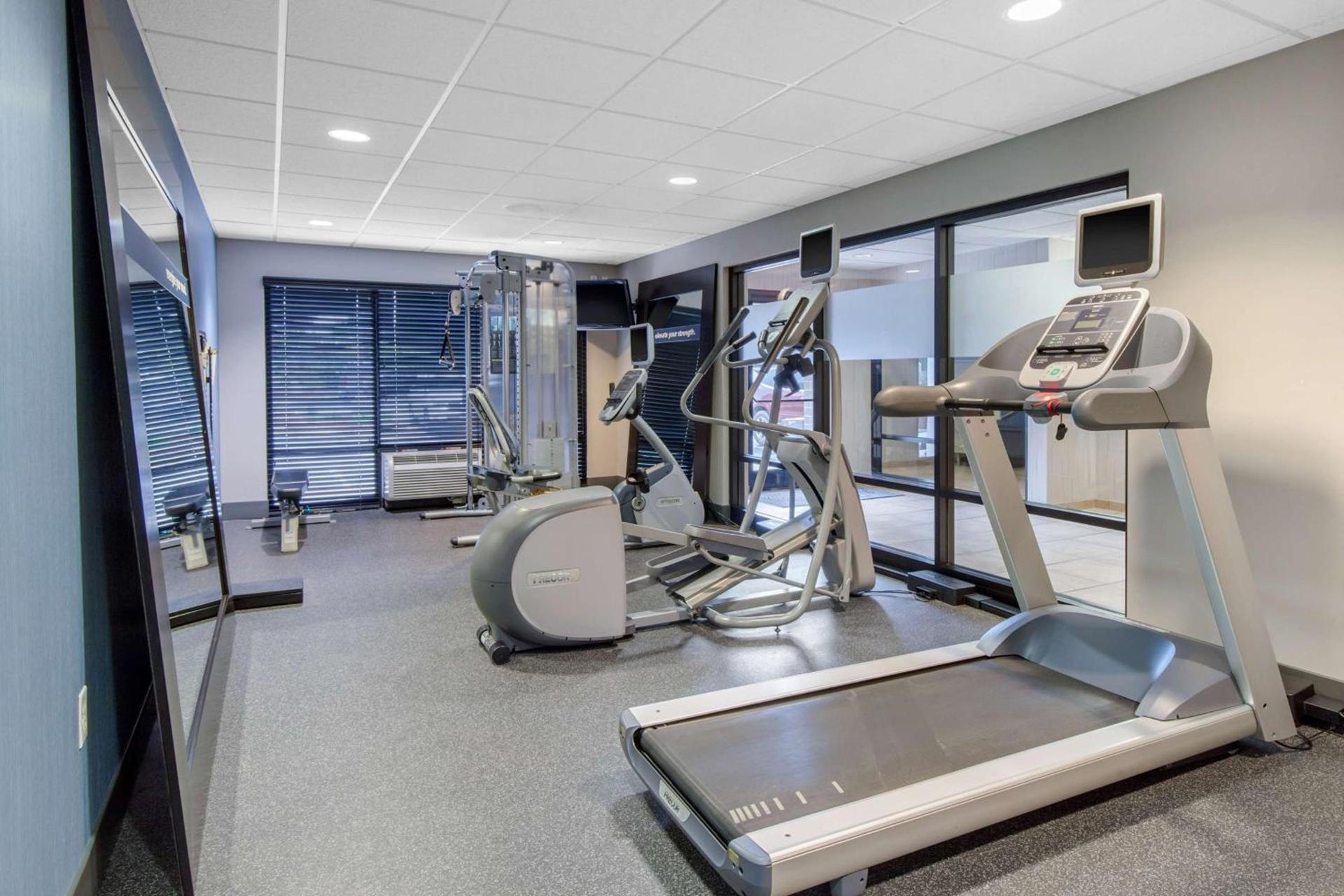 Hampton Inn Mebane photo 10