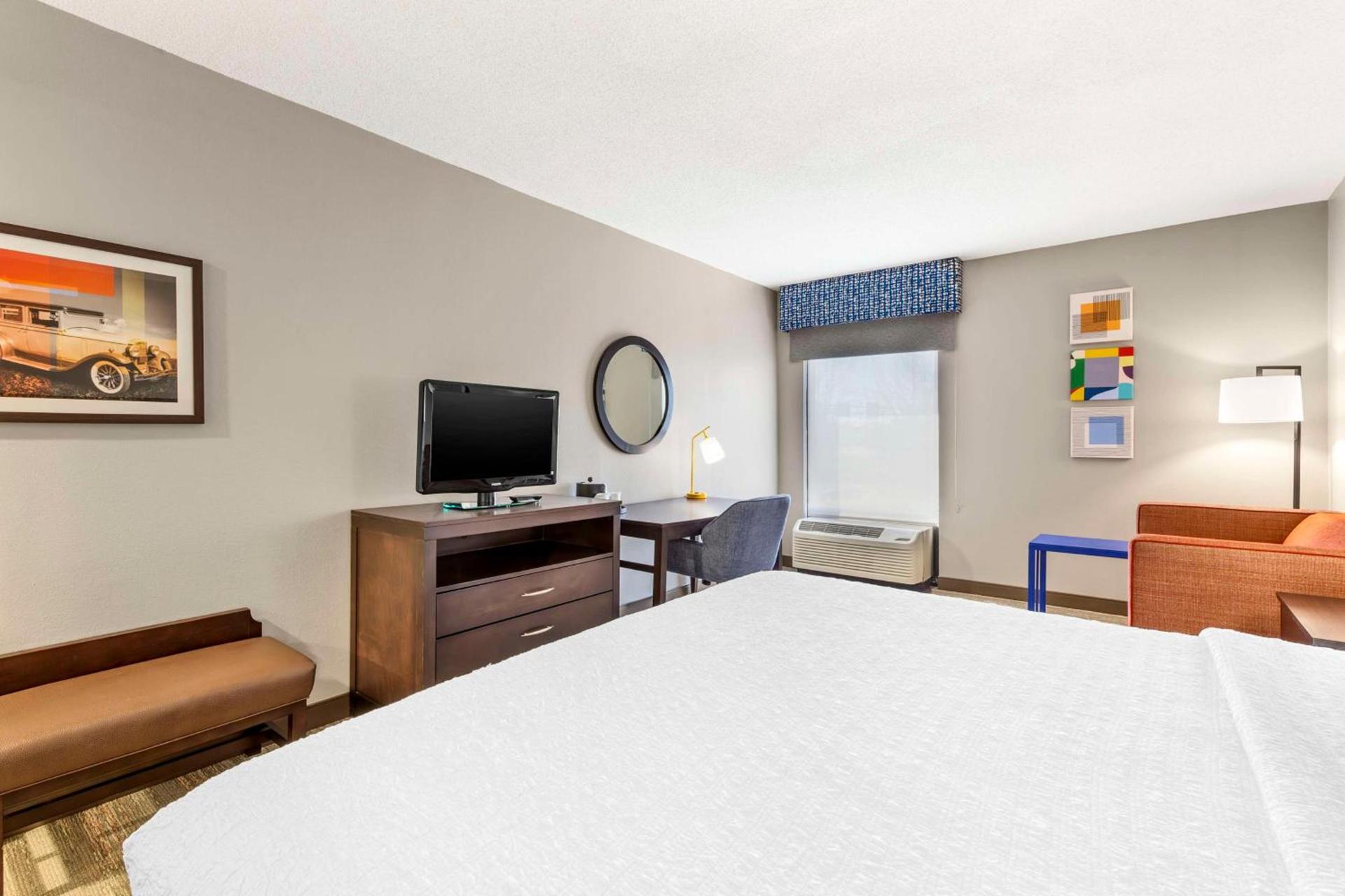 Hampton Inn Mebane photo 2