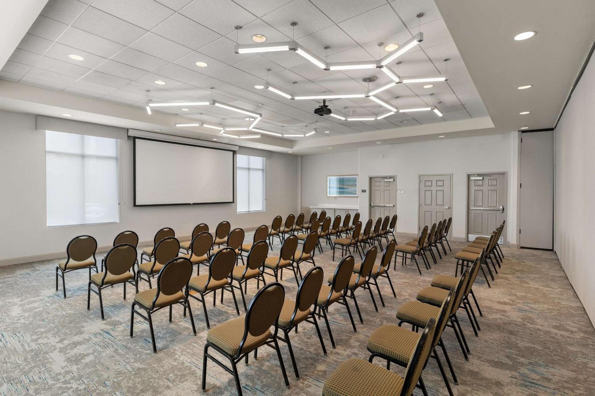 Hilton Garden Inn Atlanta East/Stonecrest photo 50