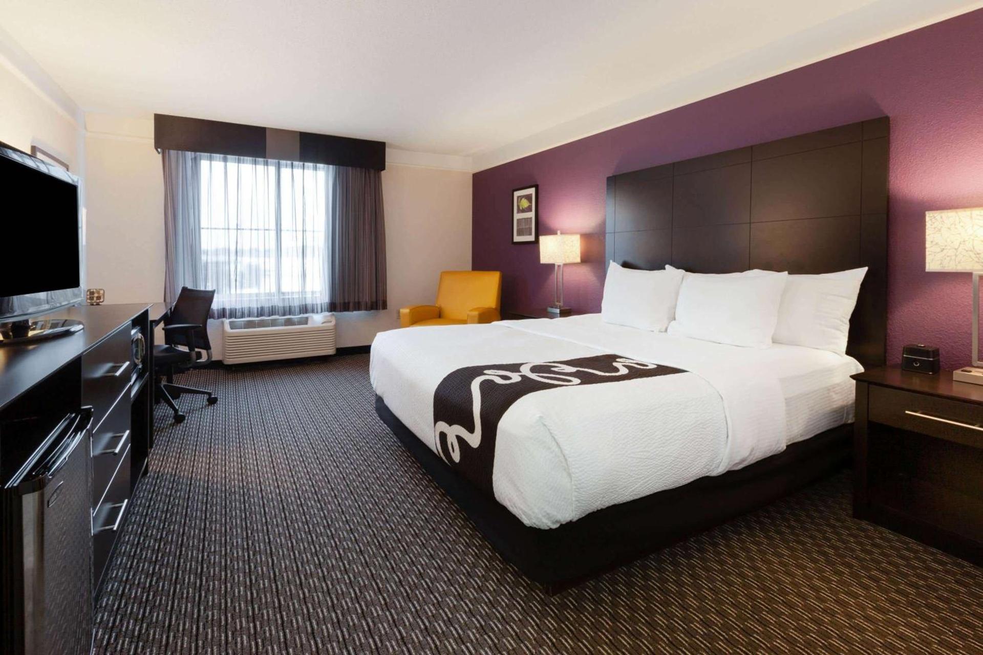 La Quinta by Wyndham Detroit Utica photo 31