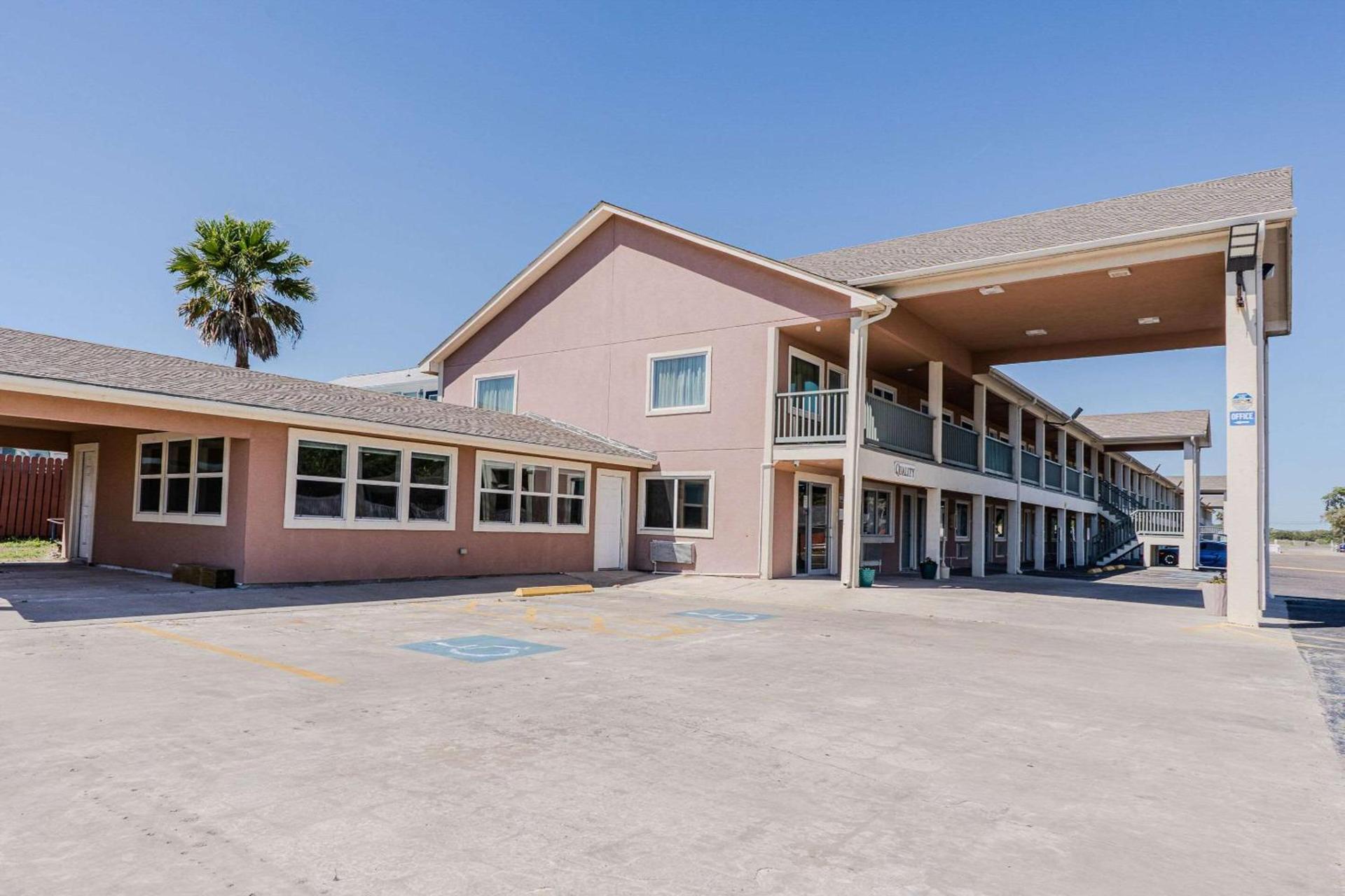 Quality Inn Rockport on Aransas Bay photo 3