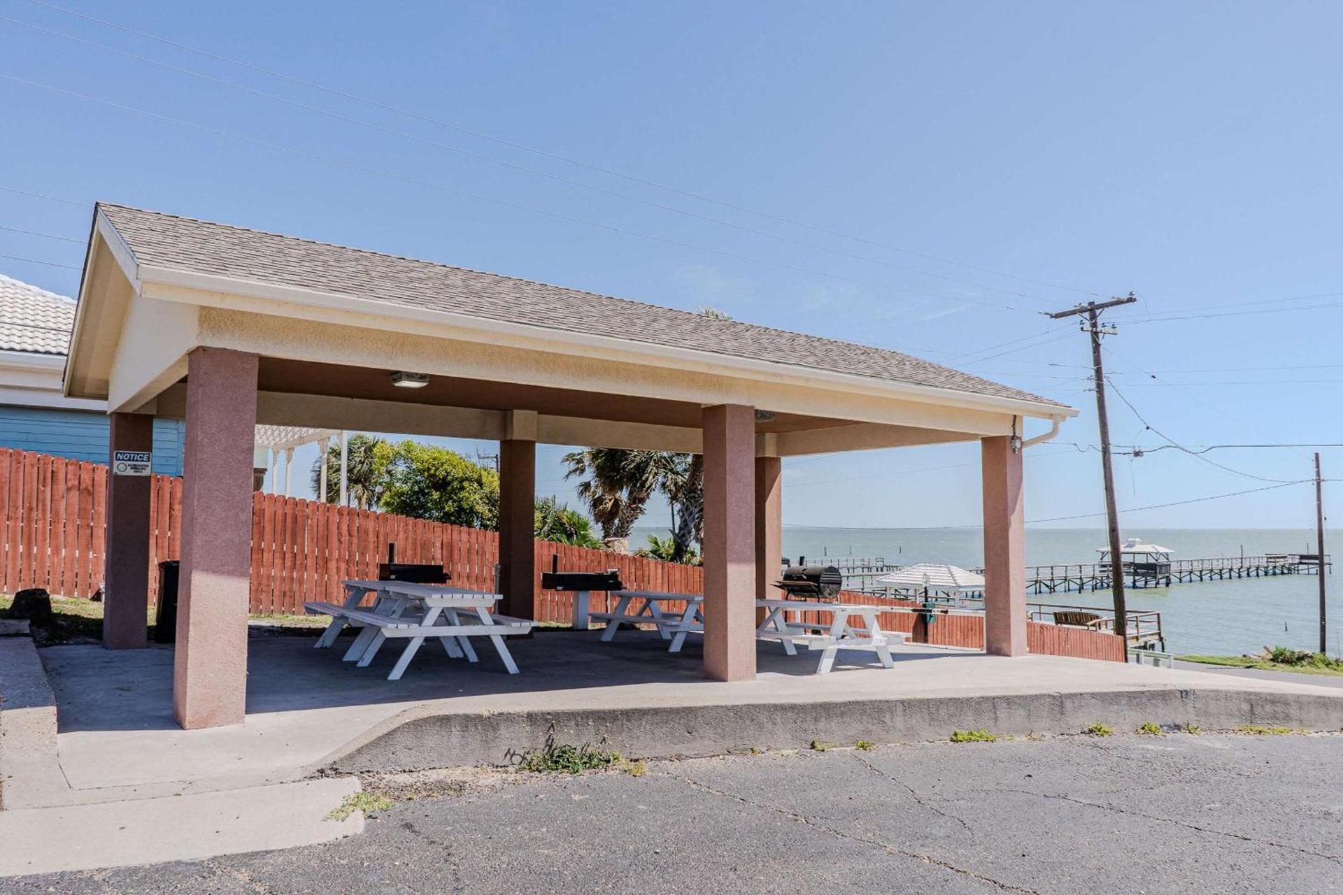 Quality Inn Rockport on Aransas Bay photo 93