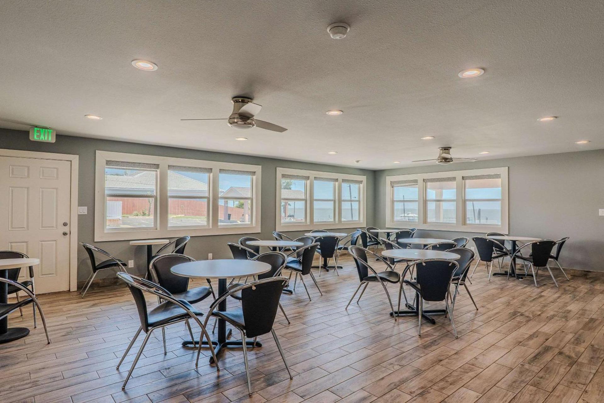 Quality Inn Rockport on Aransas Bay photo 35