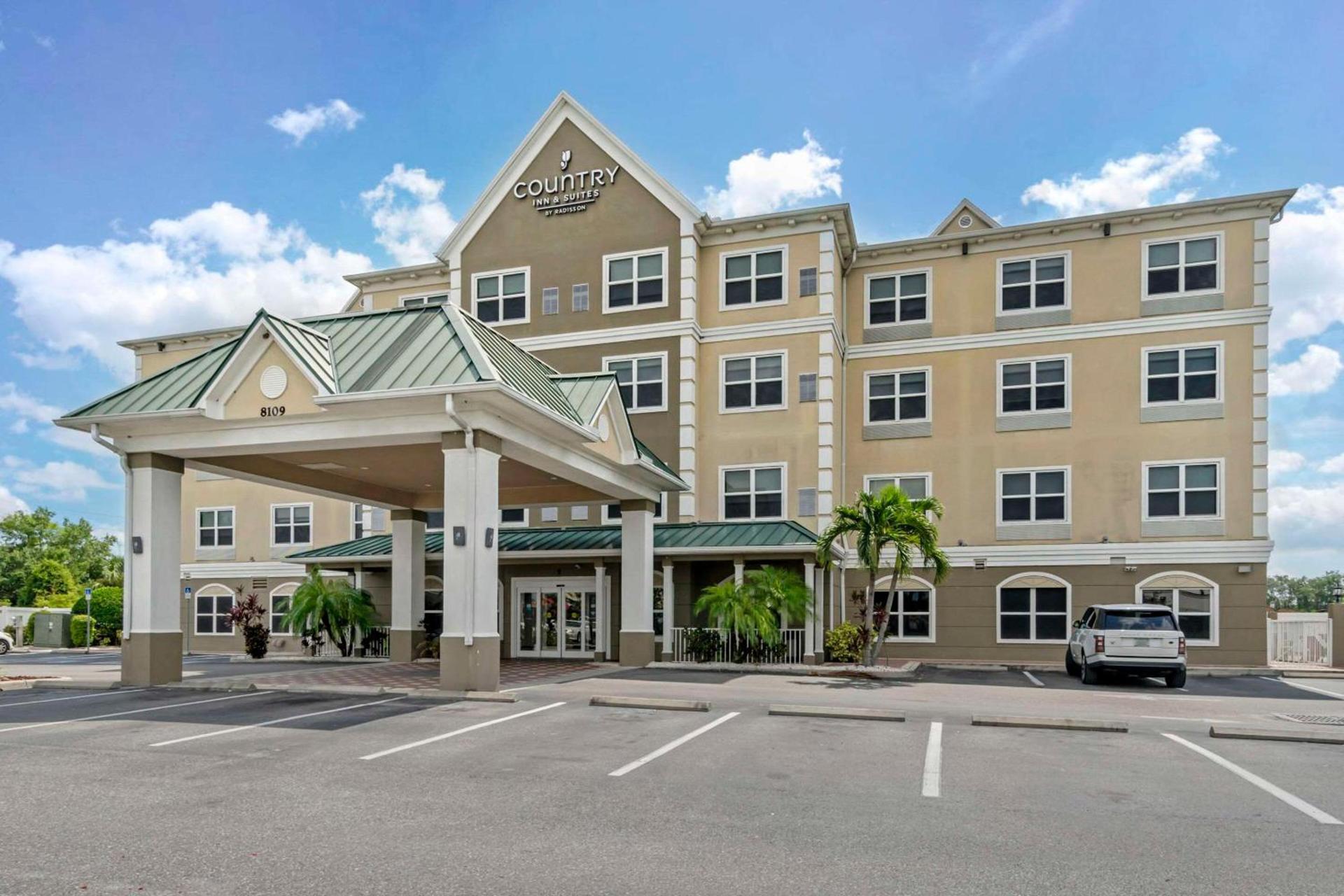 Country Inn & Suites by Radisson, Tampa Airport North, FL photo 1