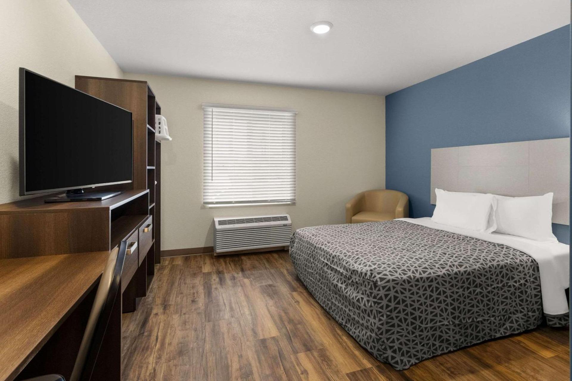 WoodSpring Suites Bowling Green I-65 photo 14