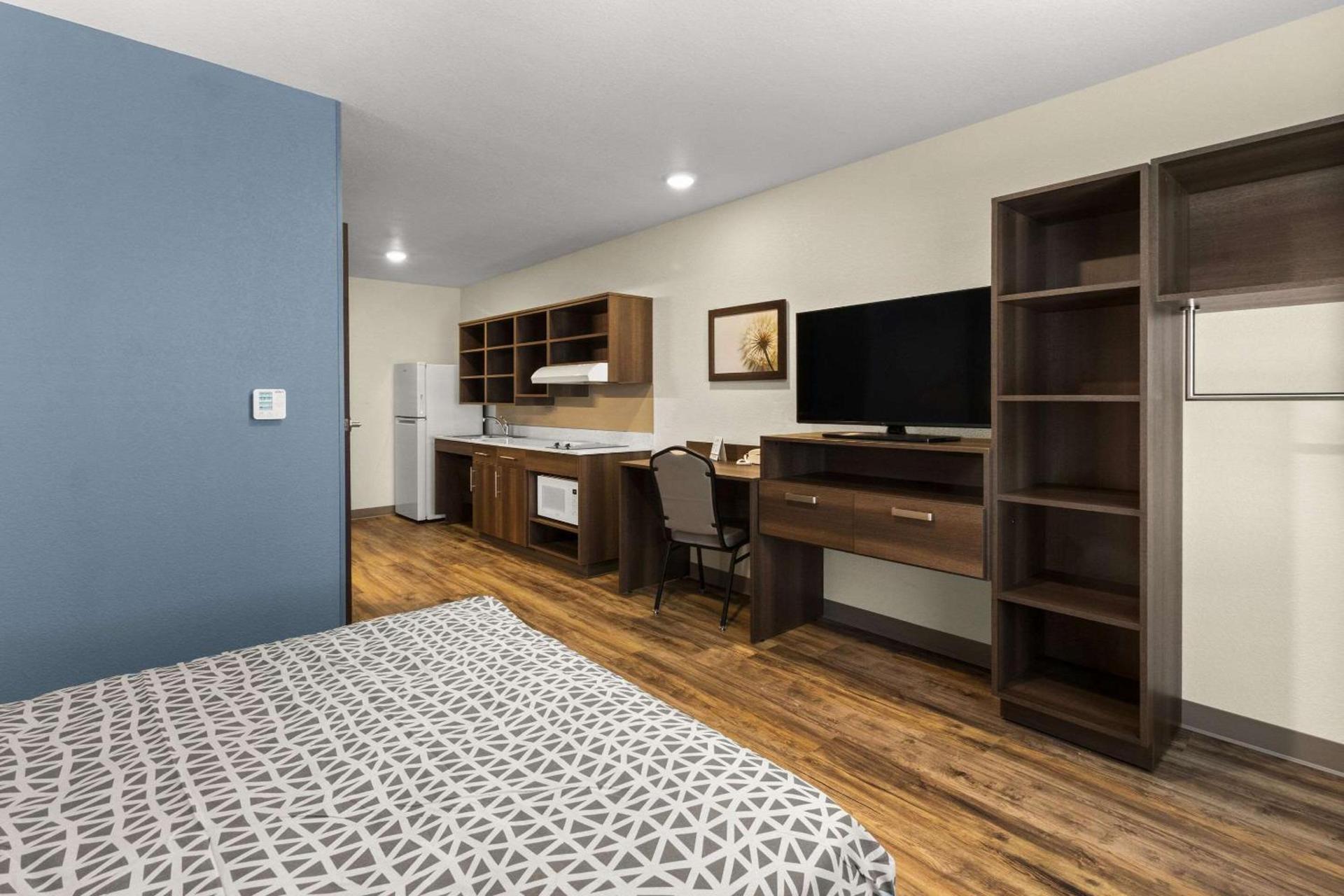 WoodSpring Suites Bowling Green I-65 photo 15