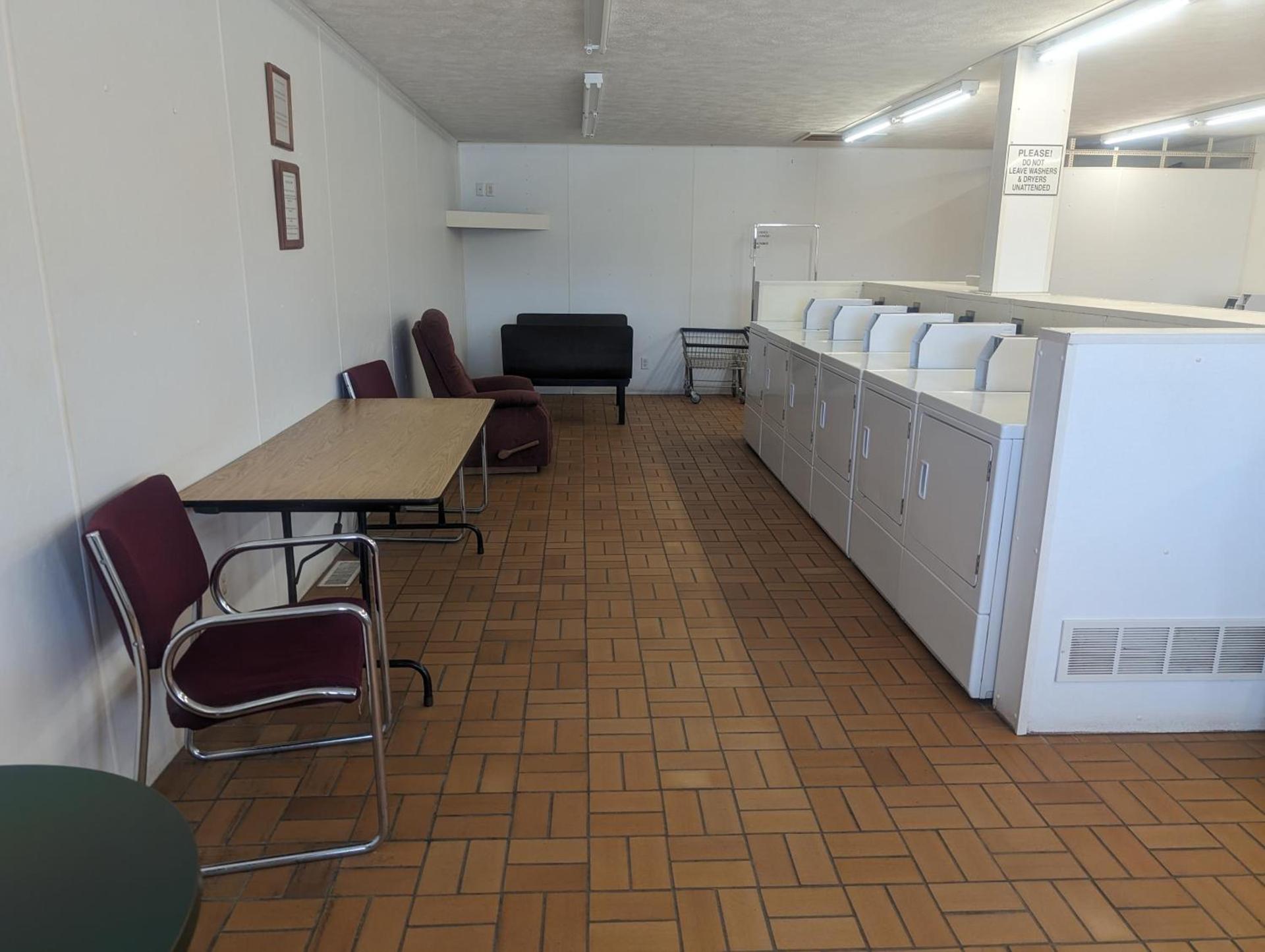 Auburn Inn Motel photo 4