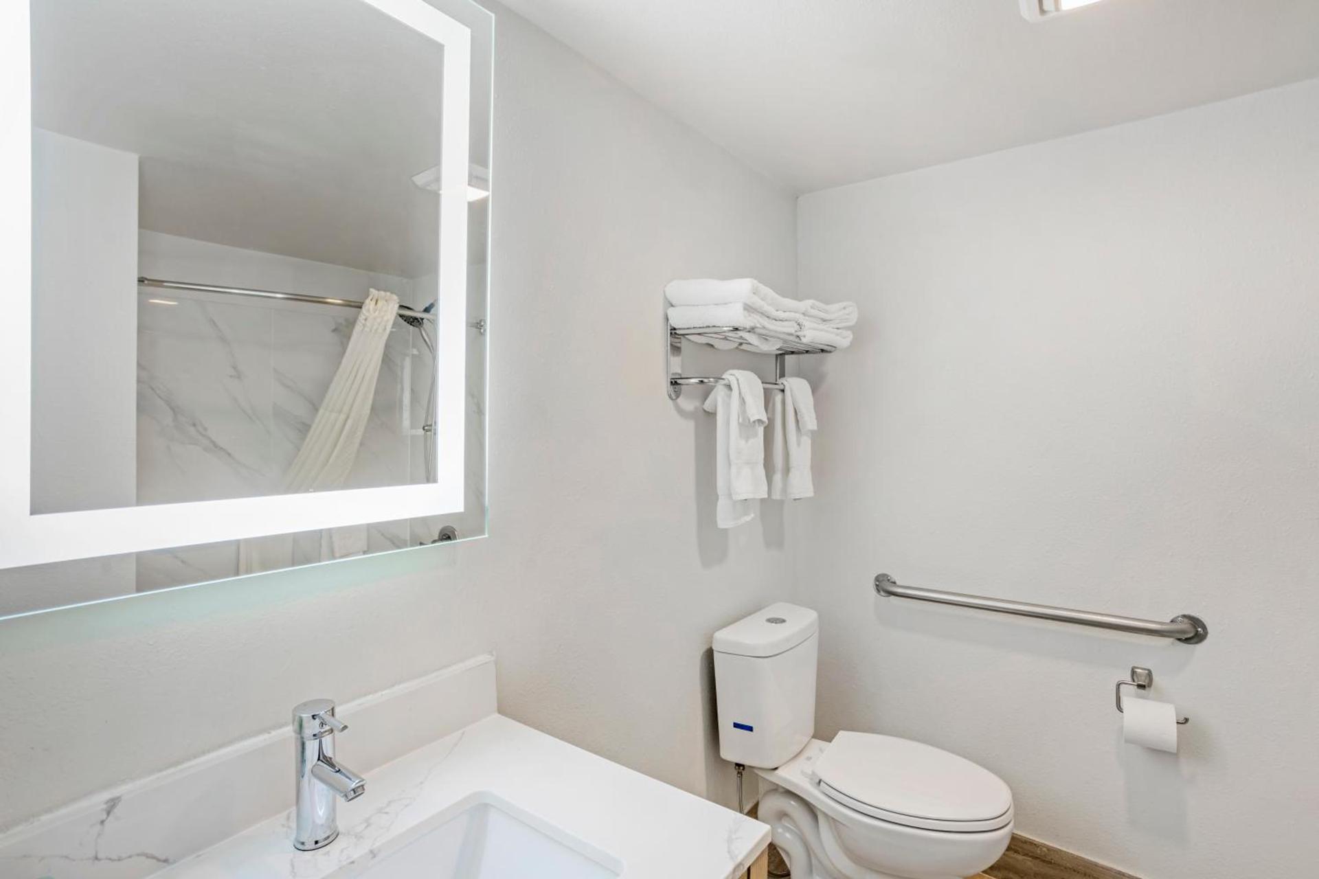 Best Western Westgate Inn photo 30