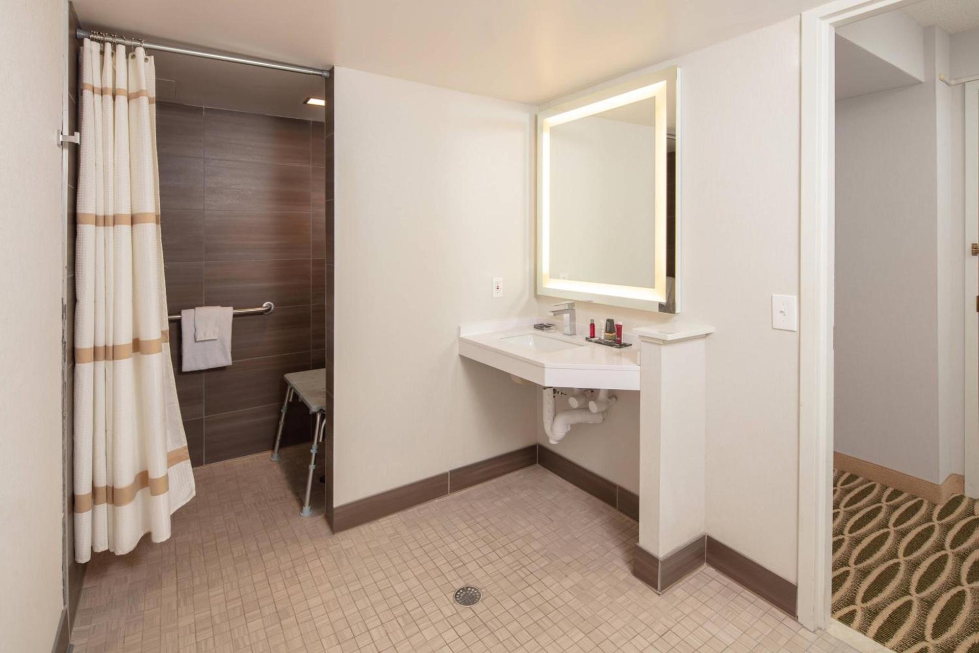 Minneapolis Marriott Southwest photo 17