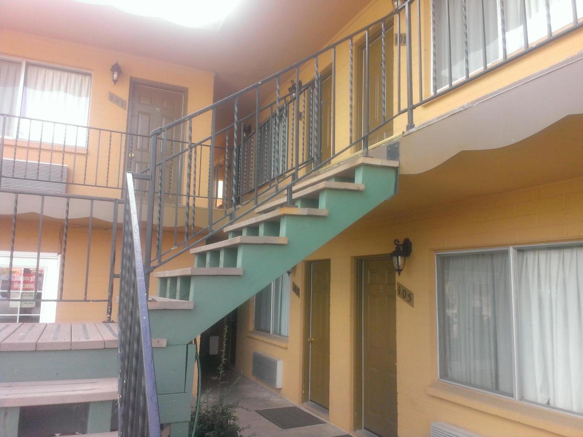 Heritage House Motel photo 14